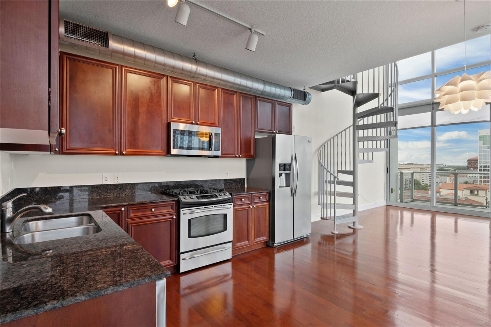 150 E ROBINSON ST #1026, ORLANDO, FL, 32801