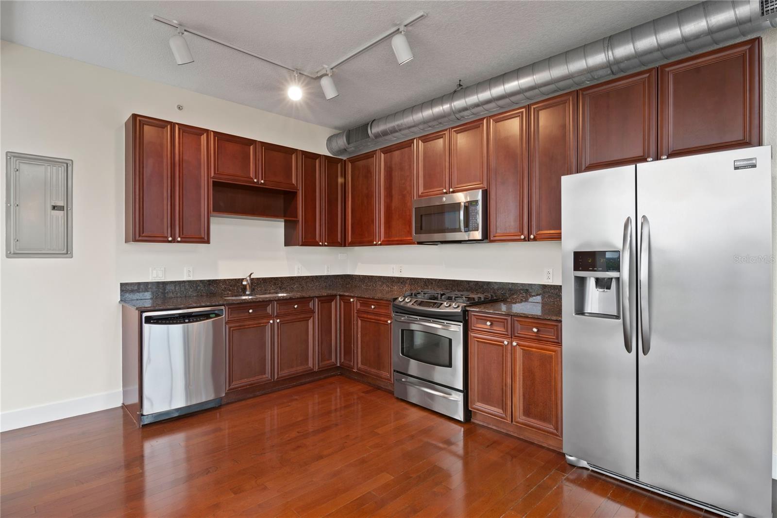 150 E ROBINSON ST #1026, ORLANDO, FL, 32801