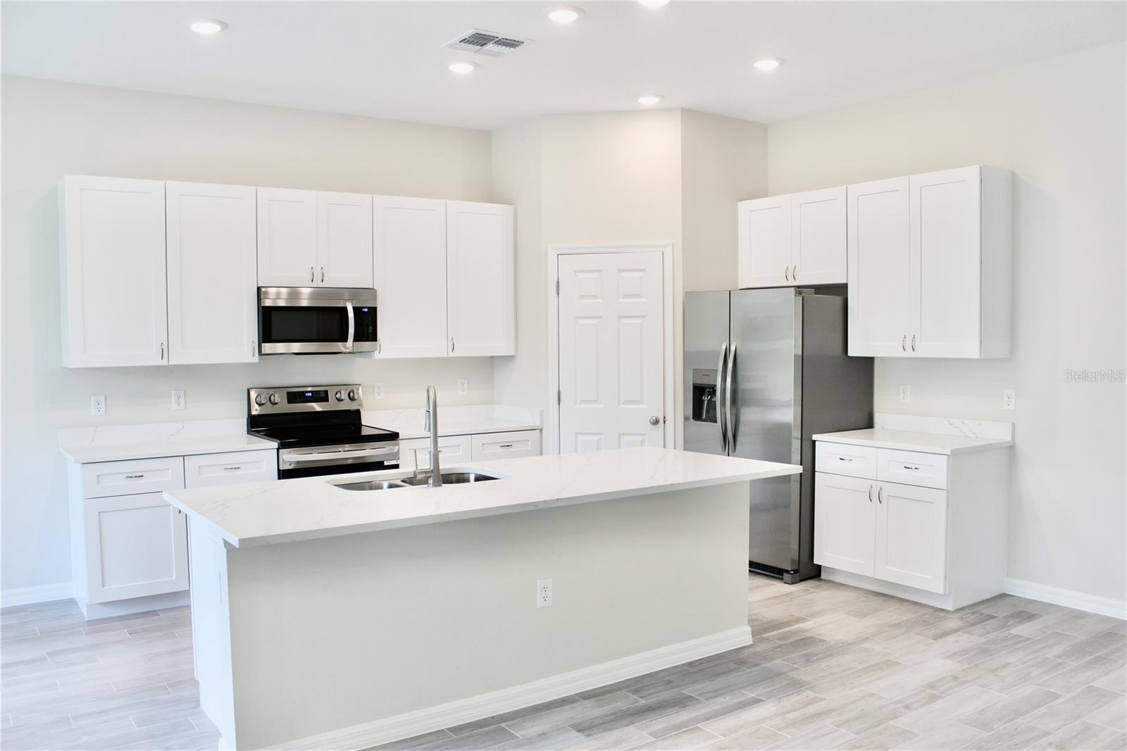 30260 W THYME AVE, EUSTIS, FL, 32736