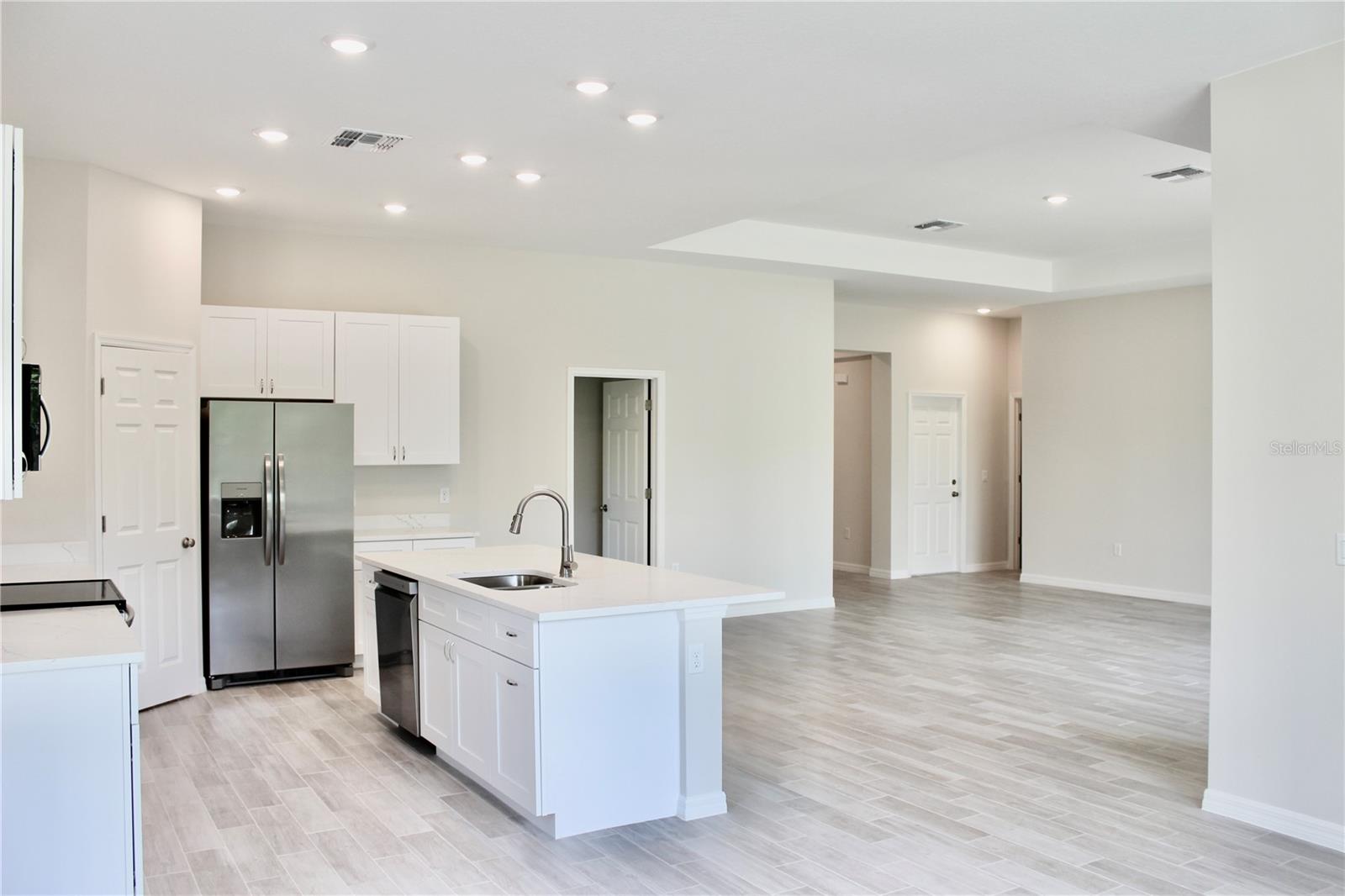 30260 W THYME AVE, EUSTIS, FL, 32736