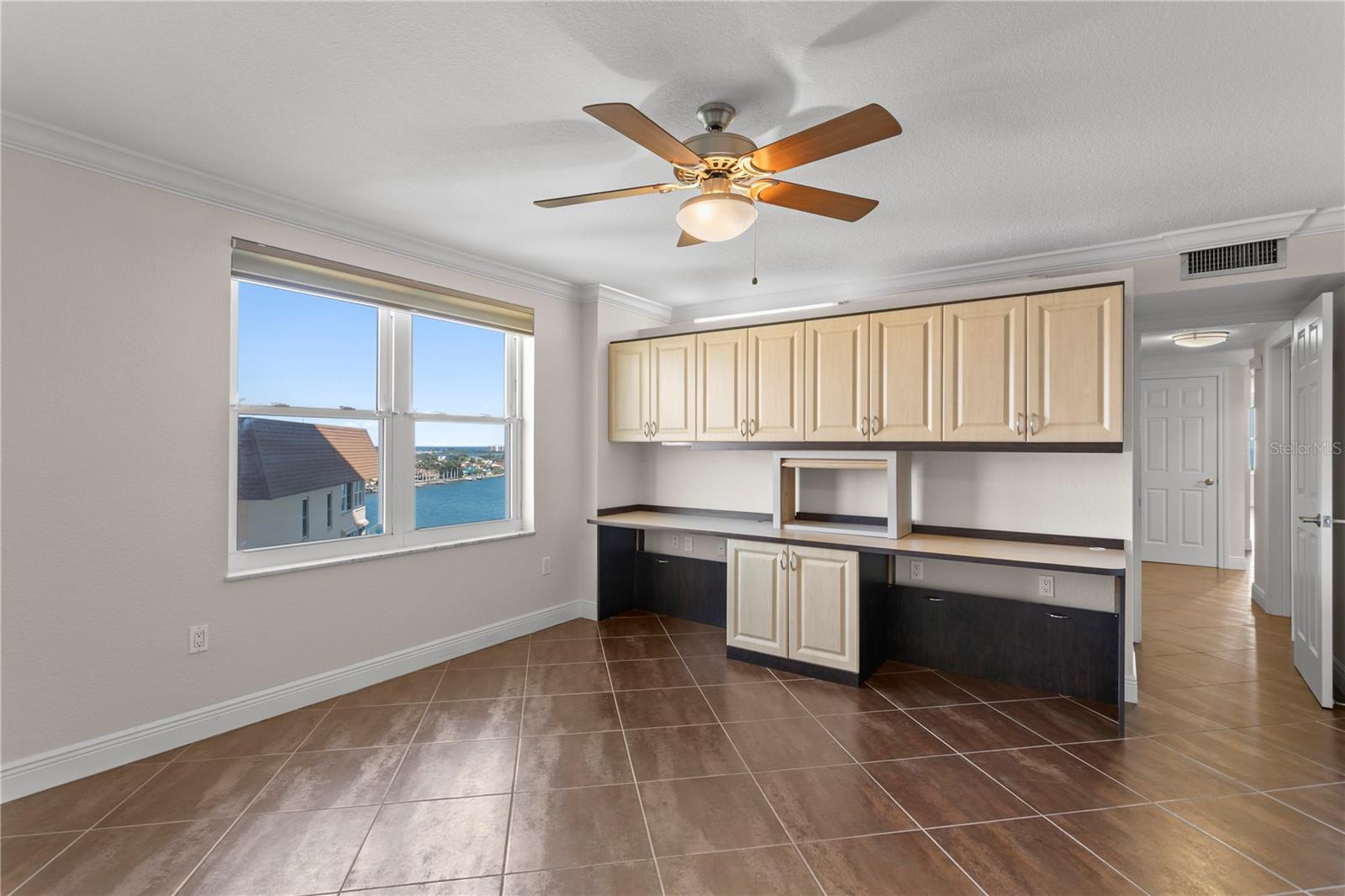 5200 BRITTANY DR S #4-1102, ST PETERSBURG, FL, 33715