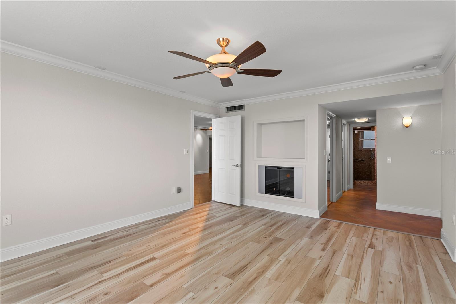 5200 BRITTANY DR S #4-1102, ST PETERSBURG, FL, 33715