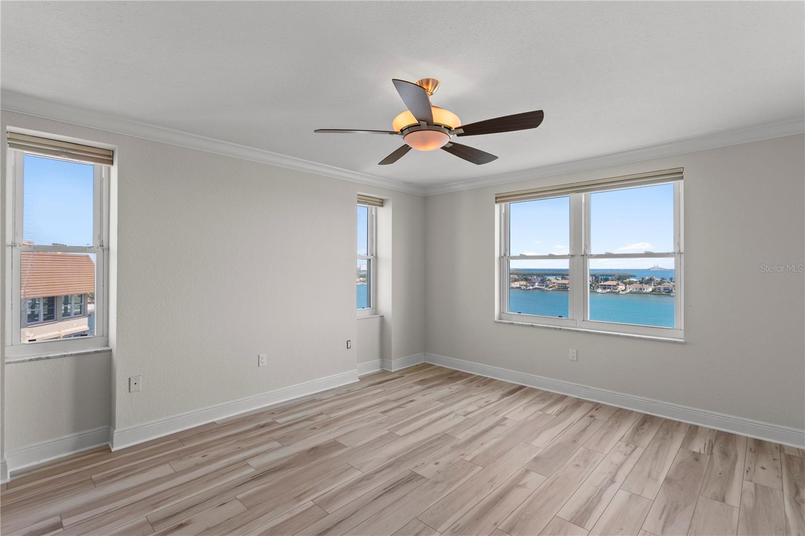 5200 BRITTANY DR S #4-1102, ST PETERSBURG, FL, 33715