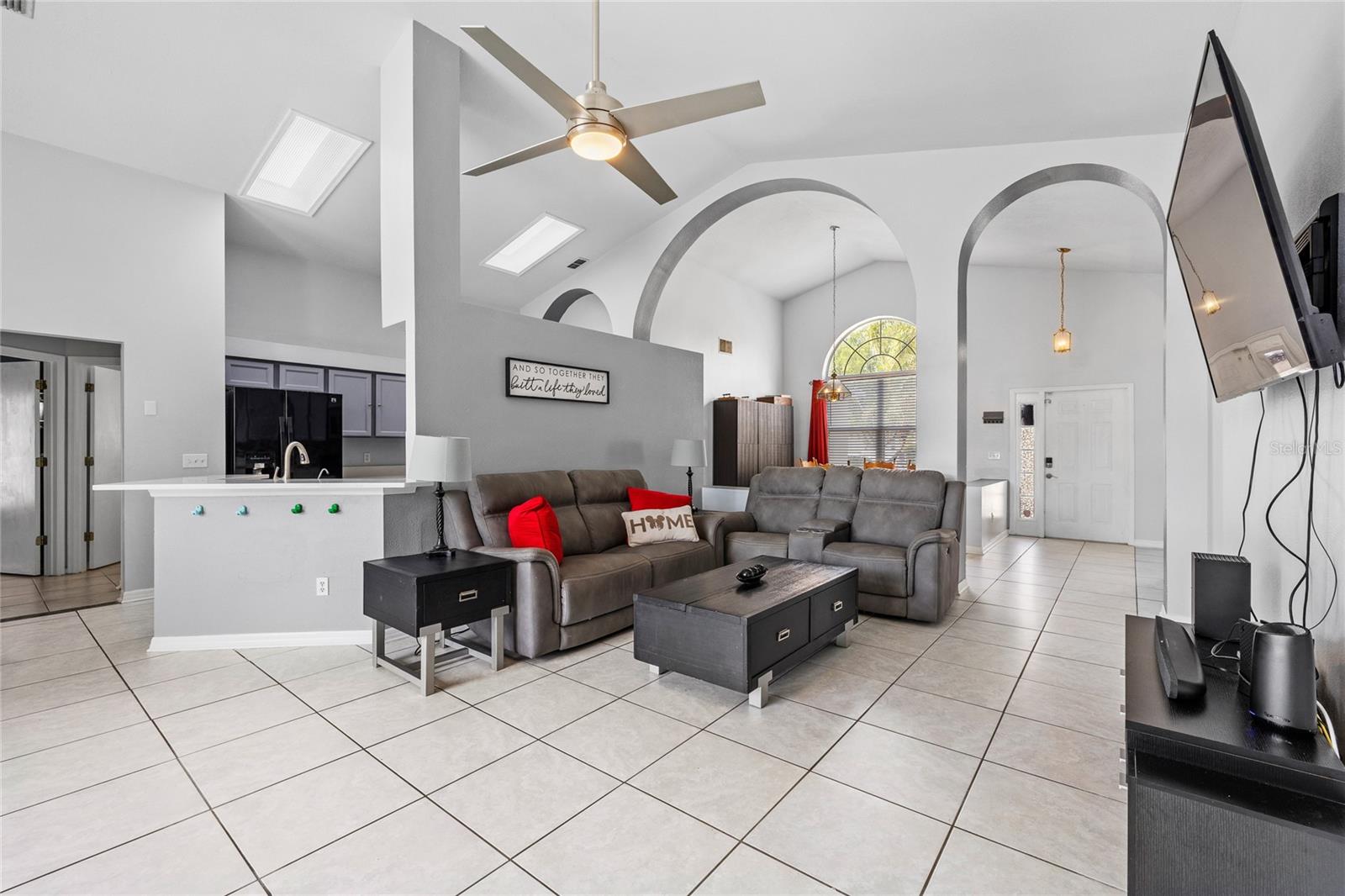 141 WHITE MARSH CIR, ORLANDO, FL, 32824