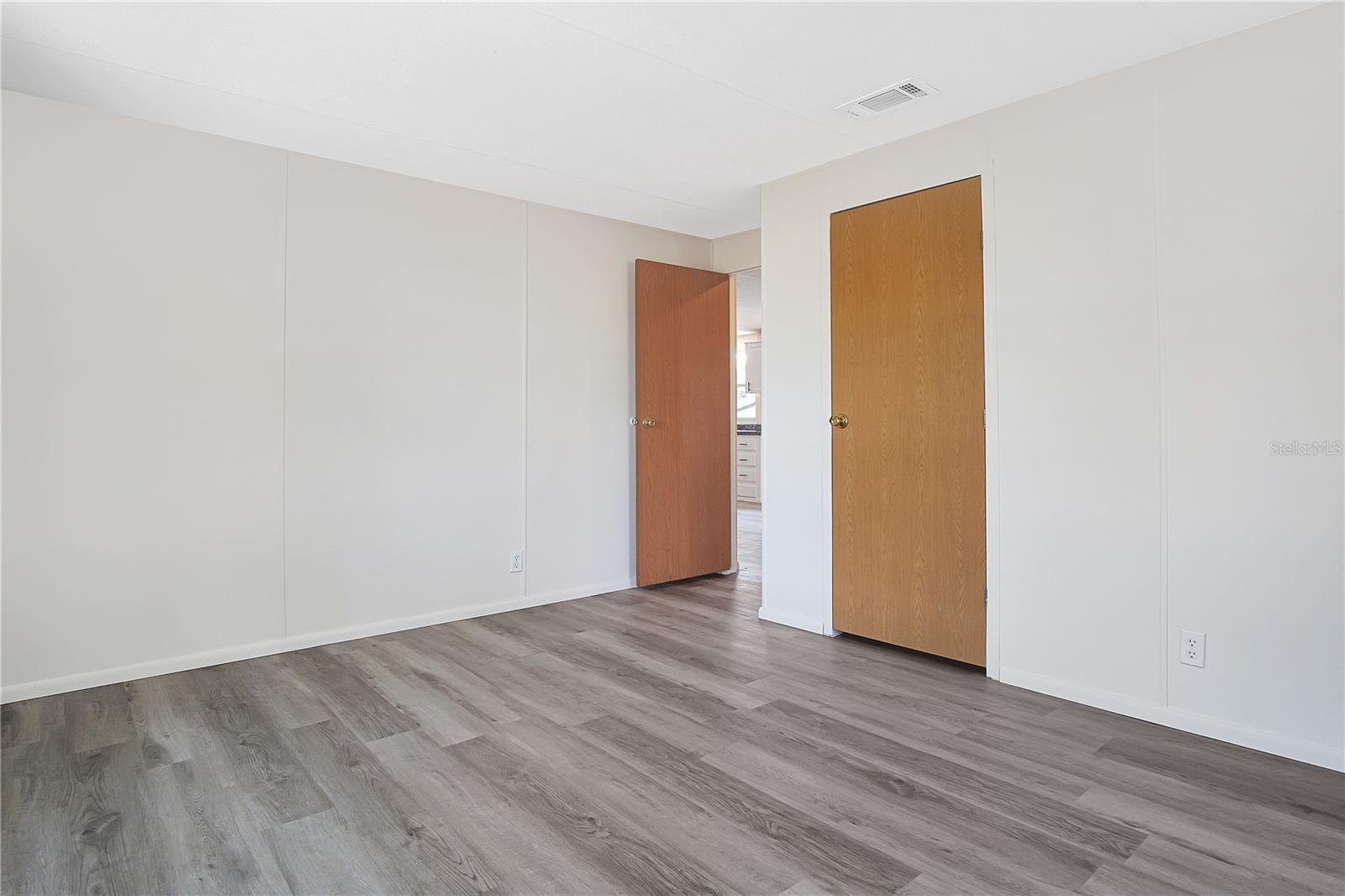 322 CLEARWATER LAKE DR, POLK CITY, FL, 33868