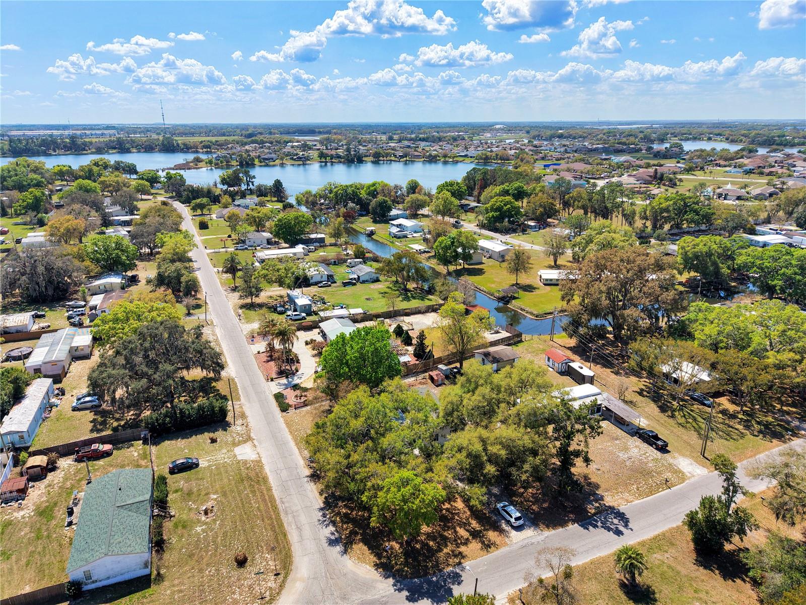 322 CLEARWATER LAKE DR, POLK CITY, FL, 33868