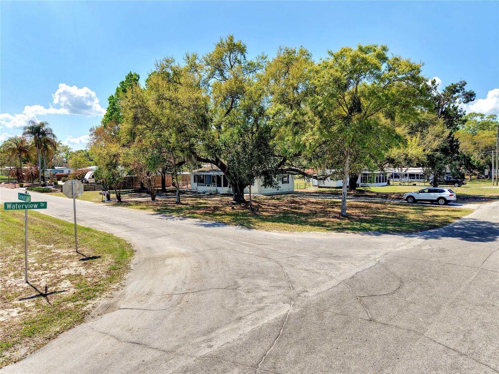 322 CLEARWATER LAKE DR, POLK CITY, FL, 33868