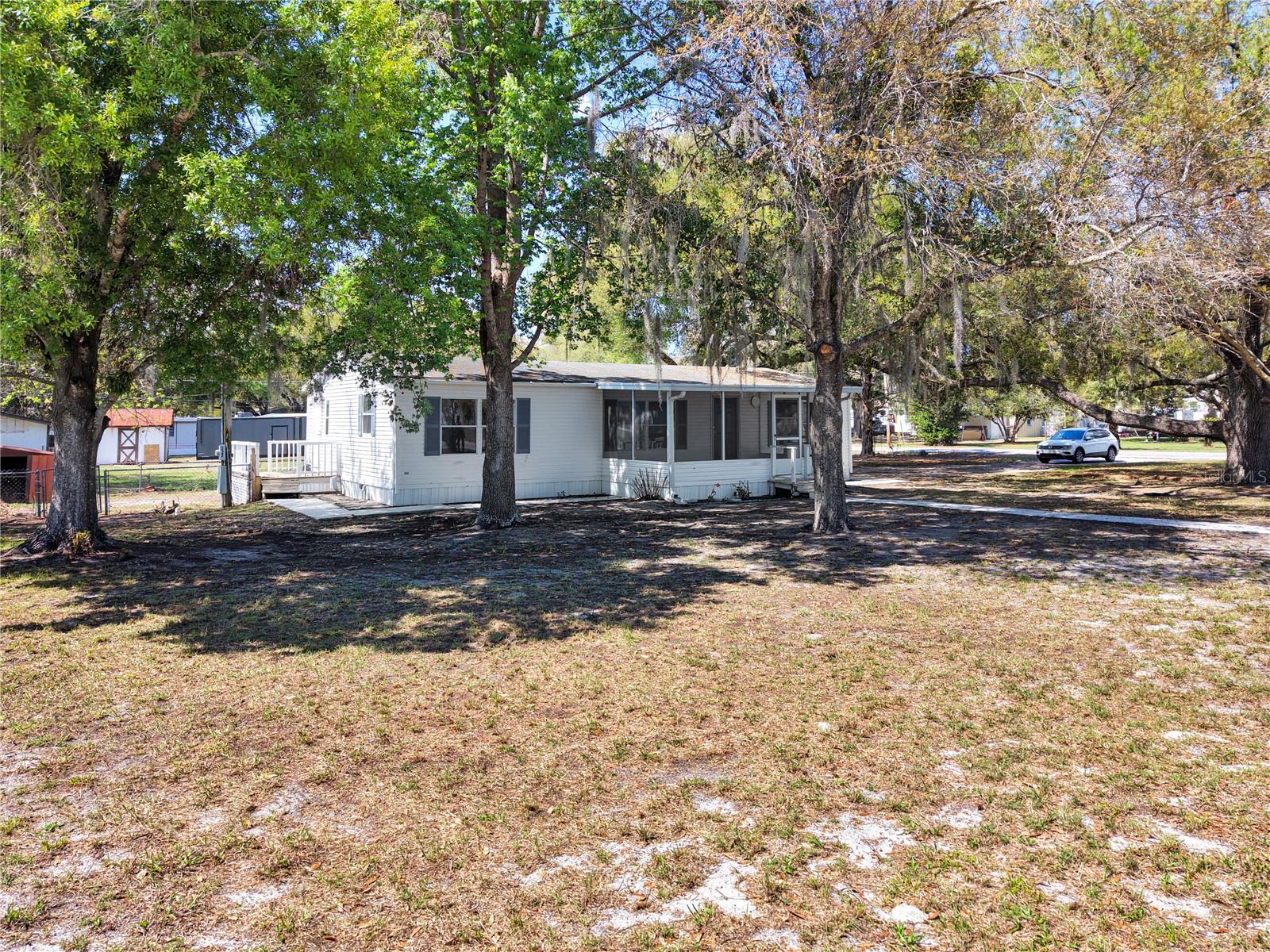 322 CLEARWATER LAKE DR, POLK CITY, FL, 33868