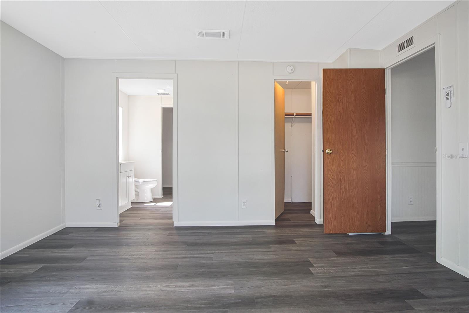 322 CLEARWATER LAKE DR, POLK CITY, FL, 33868