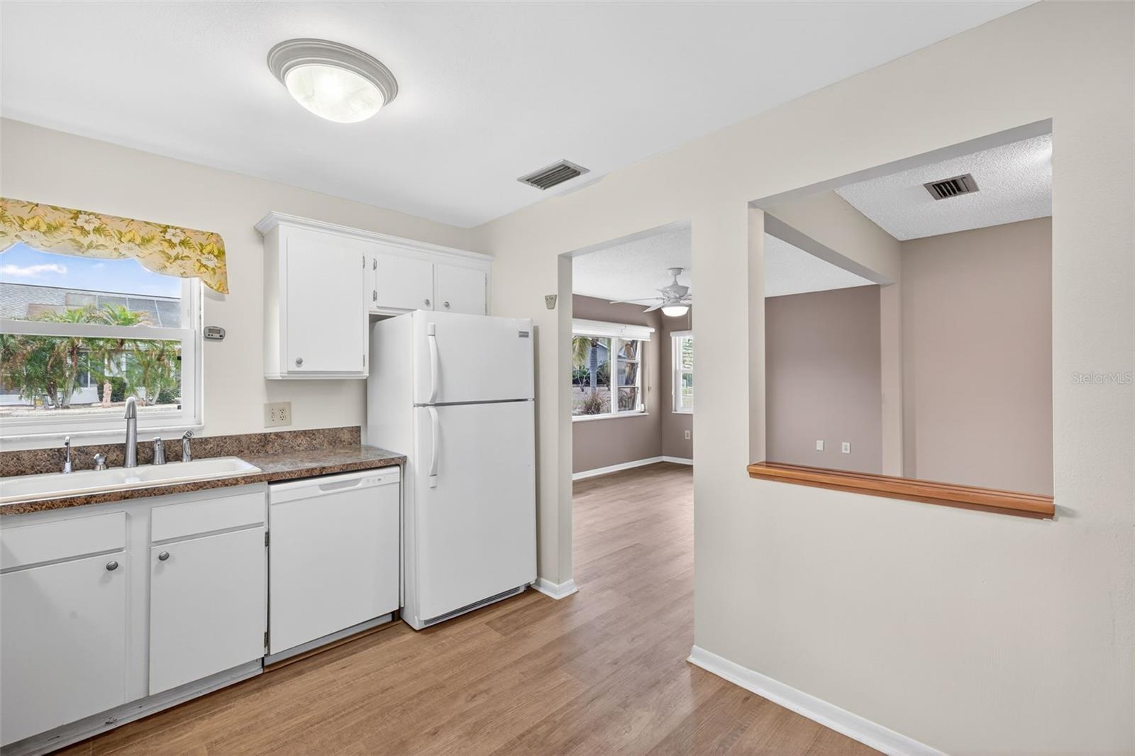 1529 ALLEGHENY DR, SUN CITY CENTER, FL, 33573