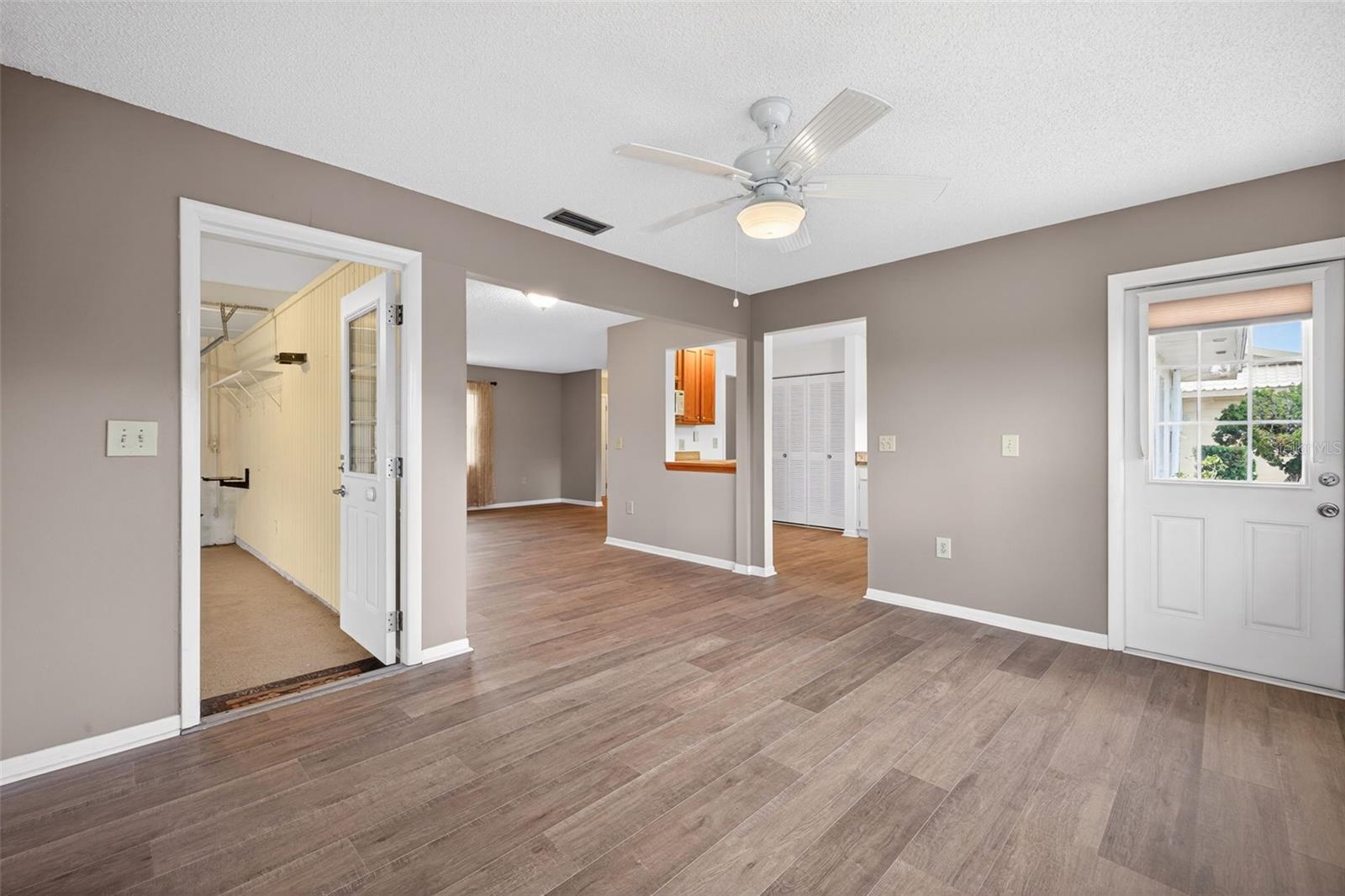 1529 ALLEGHENY DR, SUN CITY CENTER, FL, 33573