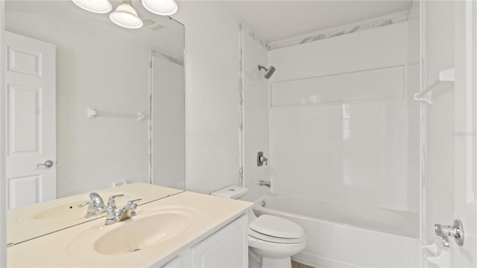 1629 SHALLCROSS AVE, ORLANDO, FL, 32828