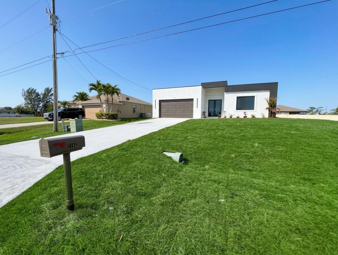 2102 NW 25TH PL, CAPE CORAL, FL, 33993
