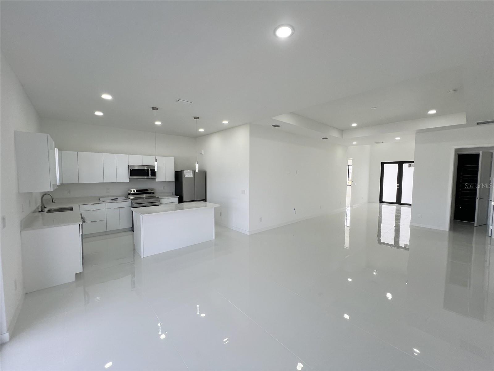 2102 NW 25TH PL, CAPE CORAL, FL, 33993