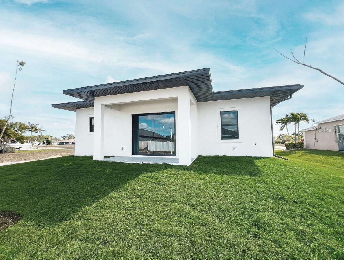 2102 NW 25TH PL, CAPE CORAL, FL, 33993