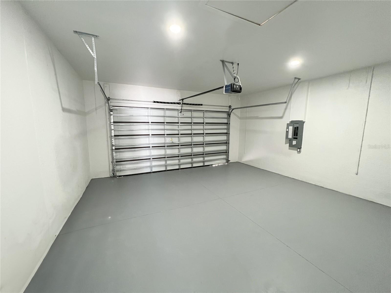 2102 NW 25TH PL, CAPE CORAL, FL, 33993