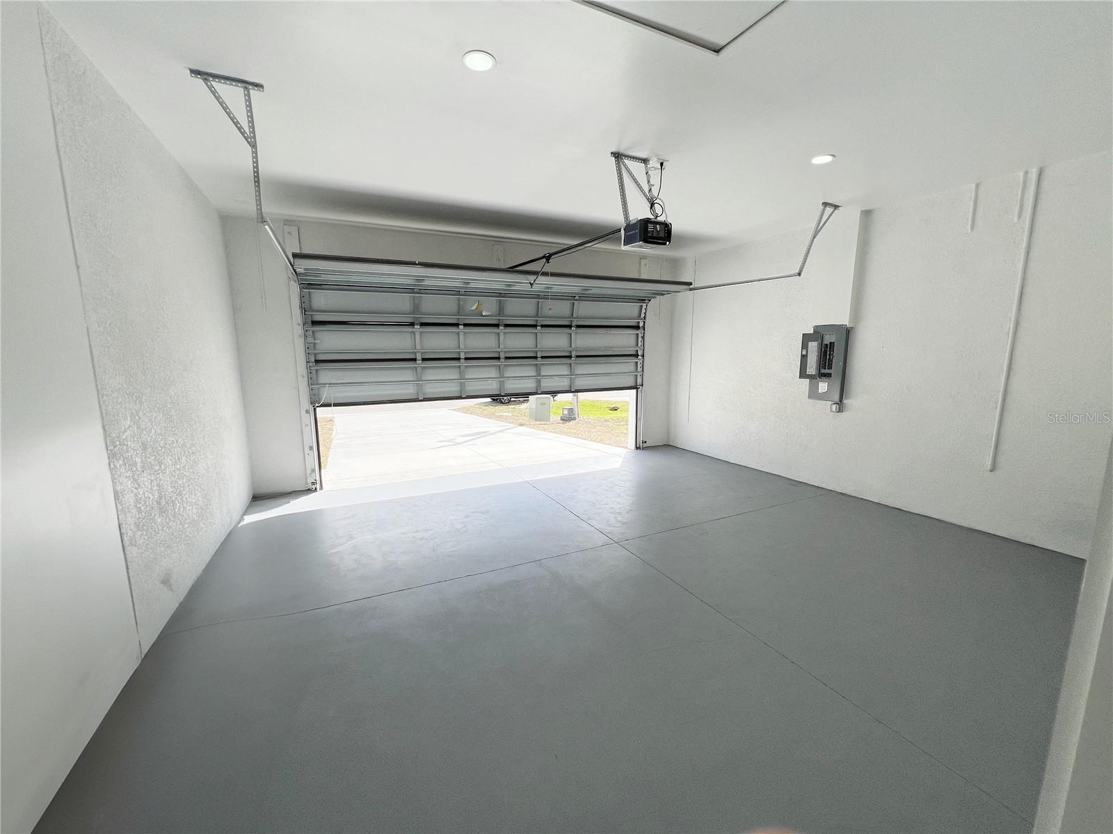 2102 NW 25TH PL, CAPE CORAL, FL, 33993