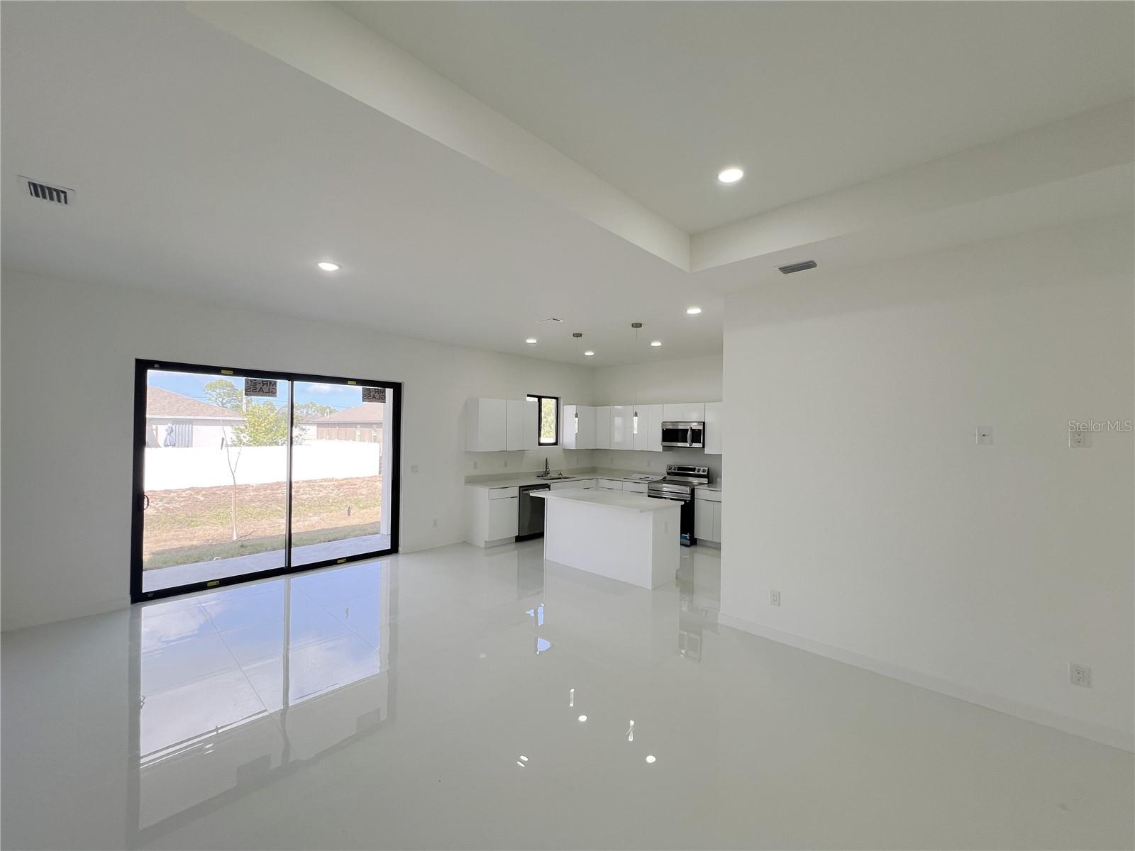 2102 NW 25TH PL, CAPE CORAL, FL, 33993