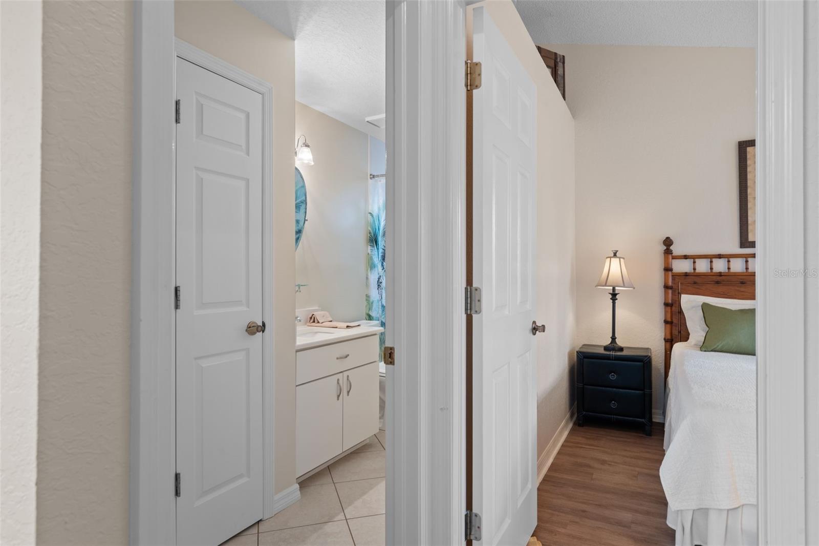 9411 BURNAM DR, WEEKI WACHEE, FL, 34613