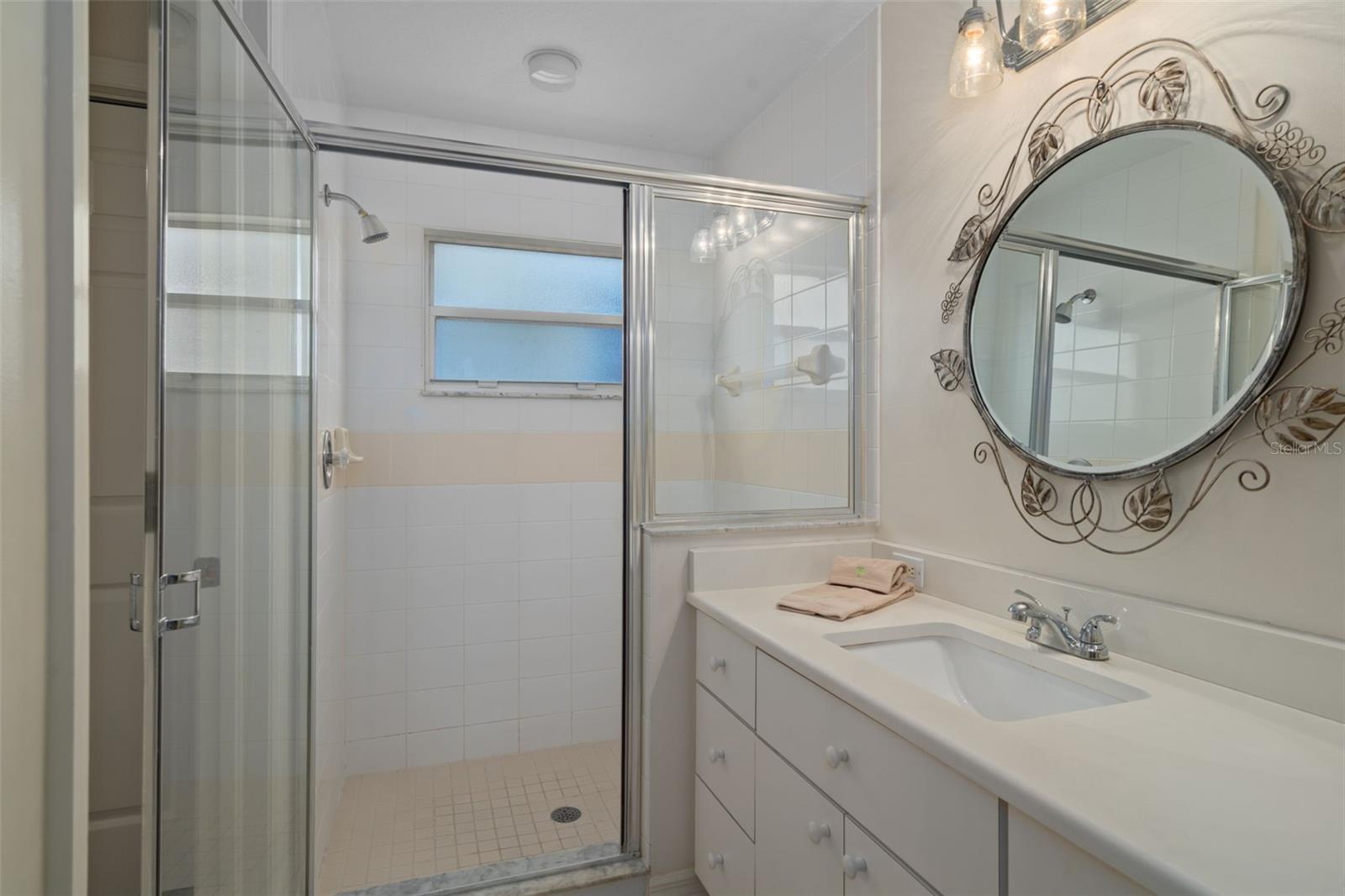 9411 BURNAM DR, WEEKI WACHEE, FL, 34613