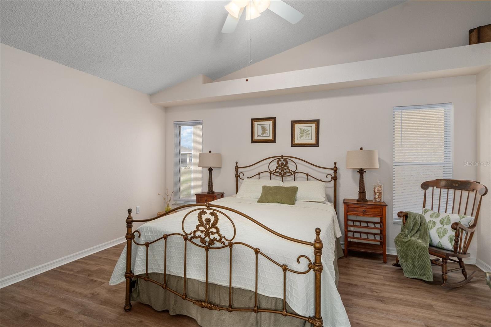 9411 BURNAM DR, WEEKI WACHEE, FL, 34613