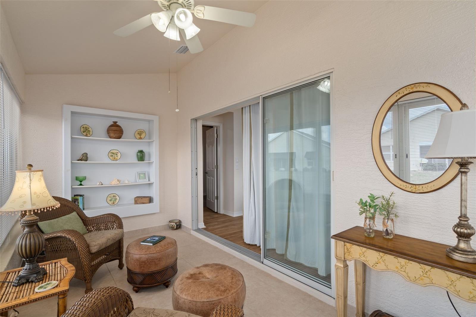 9411 BURNAM DR, WEEKI WACHEE, FL, 34613