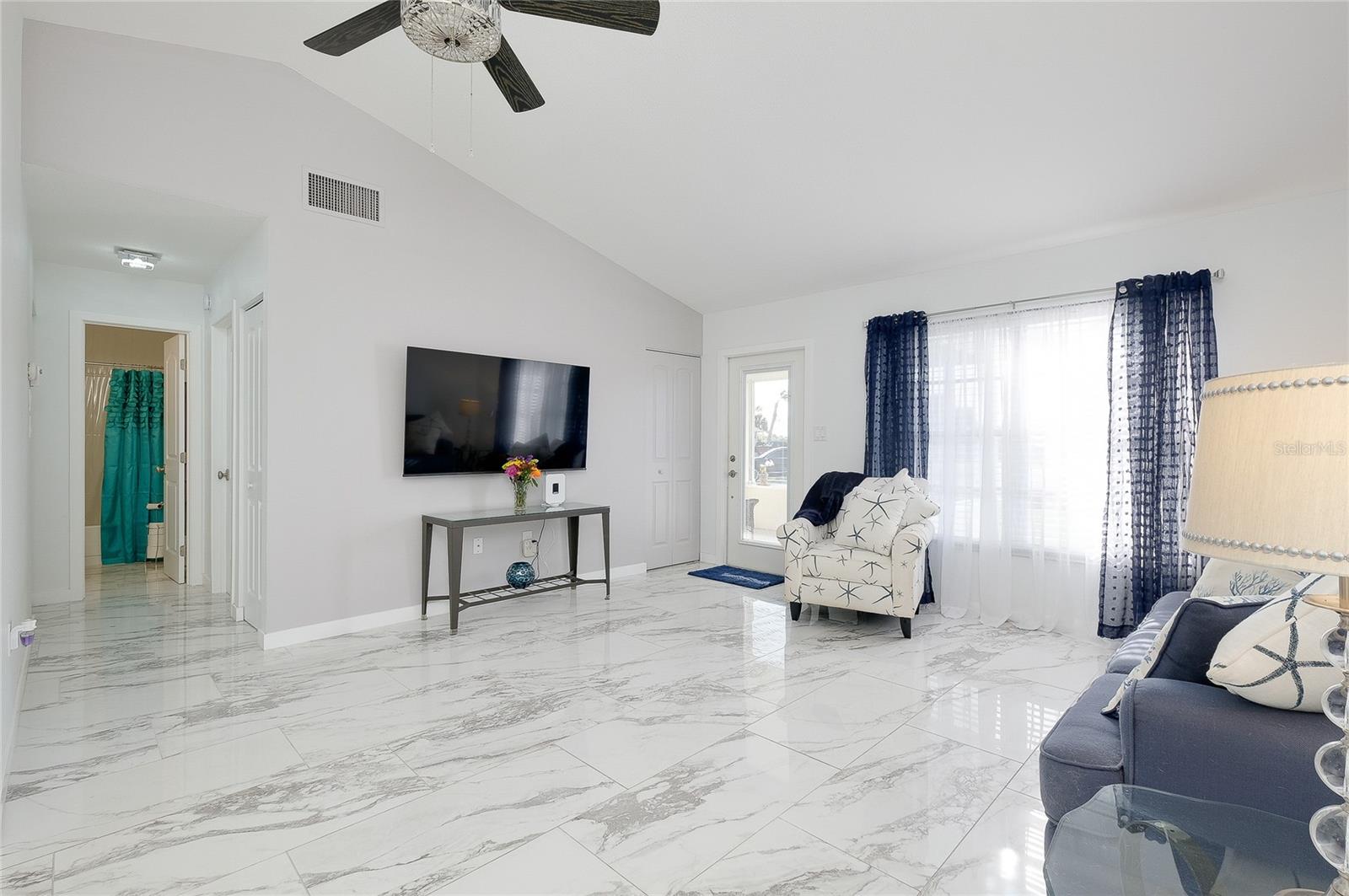 6433 GRANGER RD, PORT CHARLOTTE, FL, 33981
