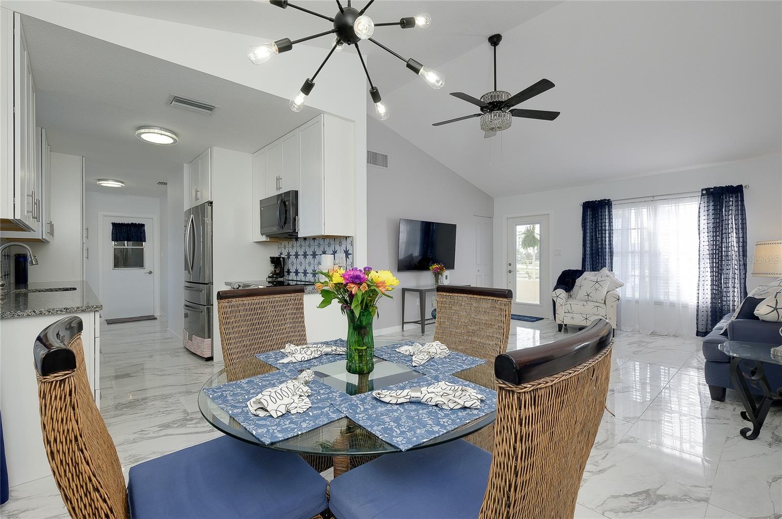 6433 GRANGER RD, PORT CHARLOTTE, FL, 33981