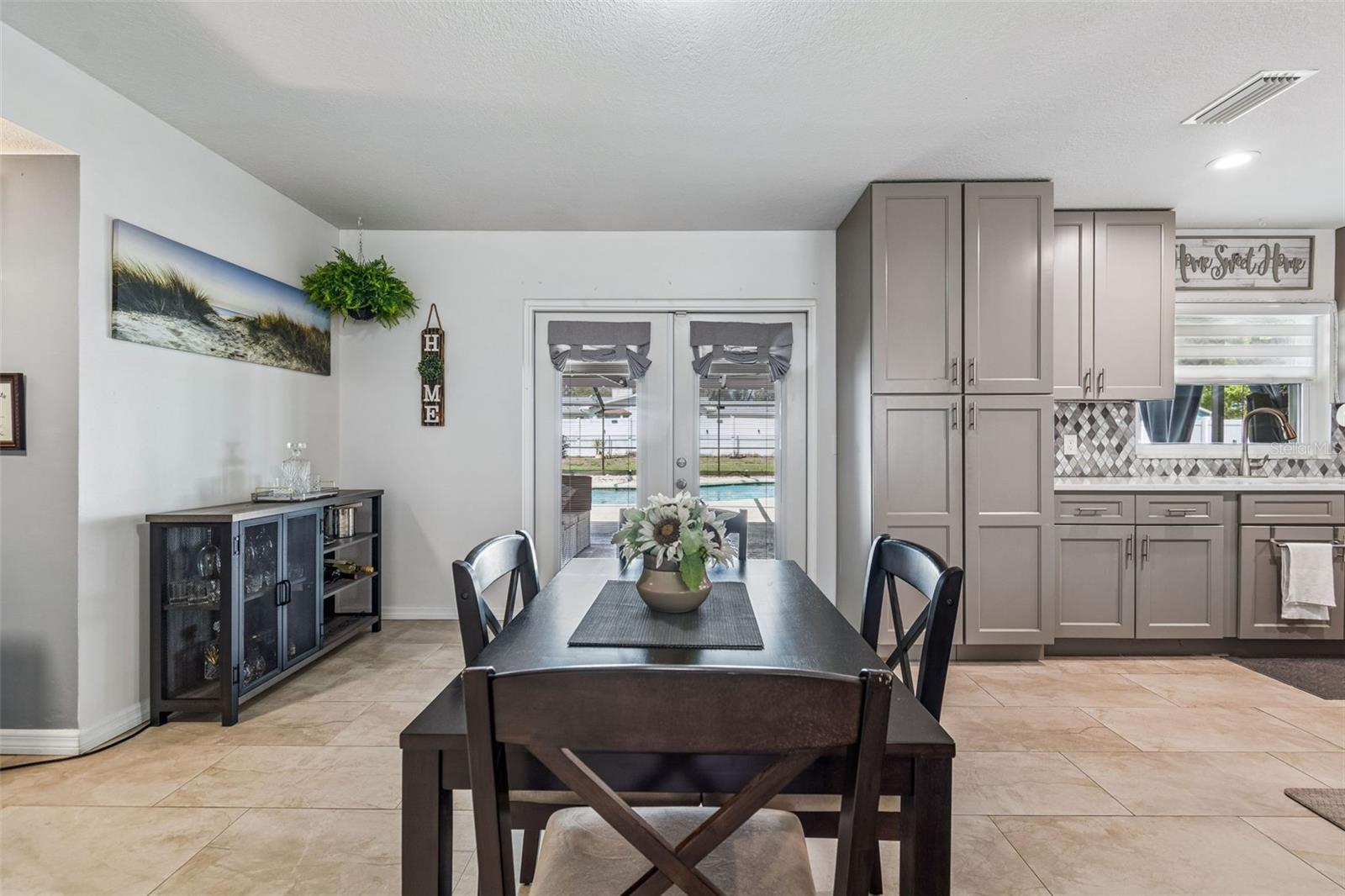 530 JULIE LN, BRANDON, FL, 33511