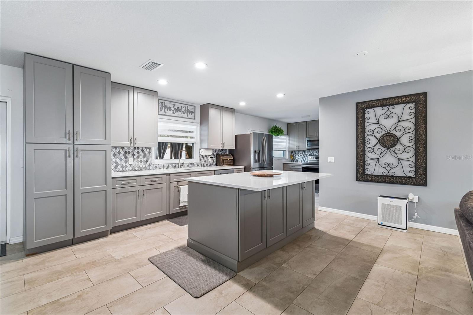 530 JULIE LN, BRANDON, FL, 33511