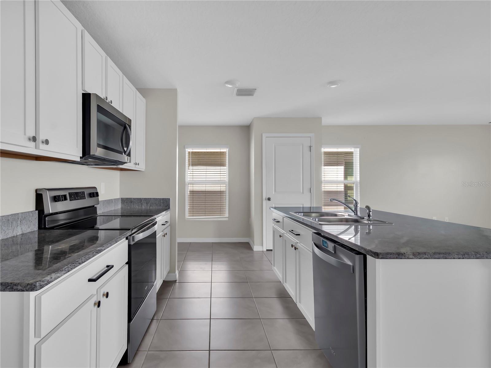 16728 KINGMAN REEF ST, WIMAUMA, FL, 33598