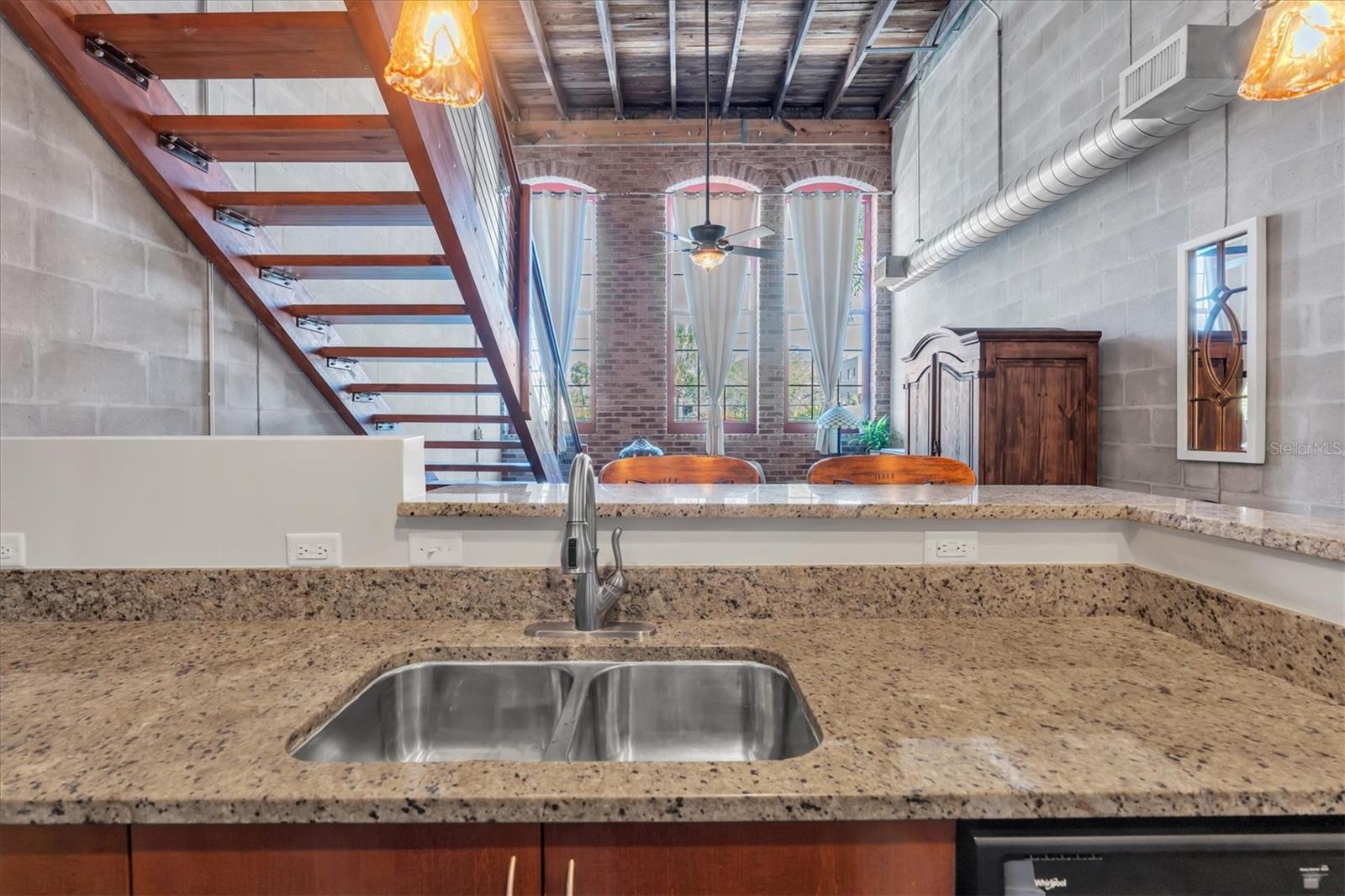 2001 E 2ND AVE #5, TAMPA, FL, 33605