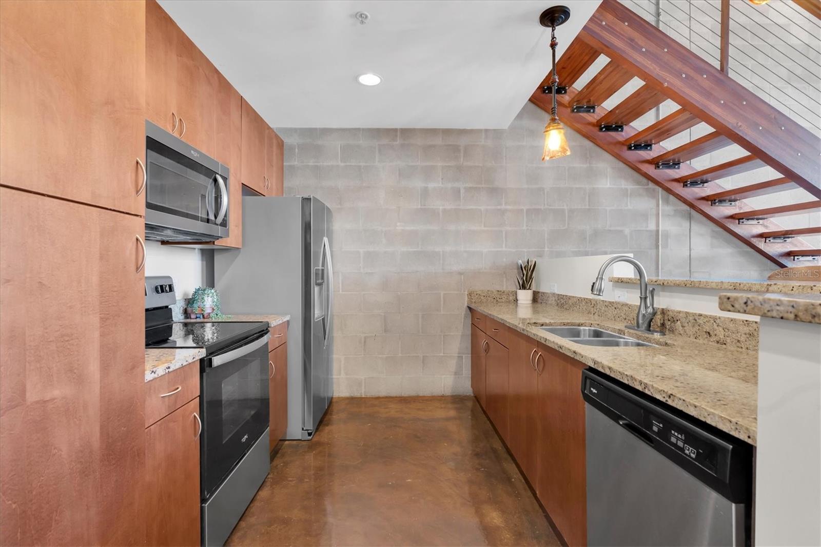 2001 E 2ND AVE #5, TAMPA, FL, 33605