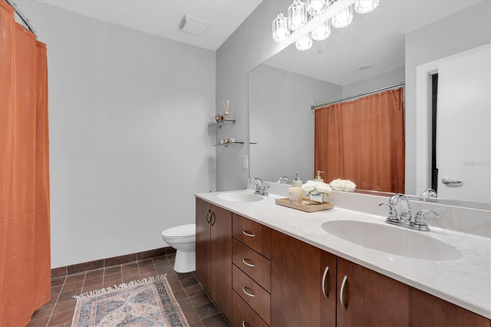 2001 E 2ND AVE #5, TAMPA, FL, 33605