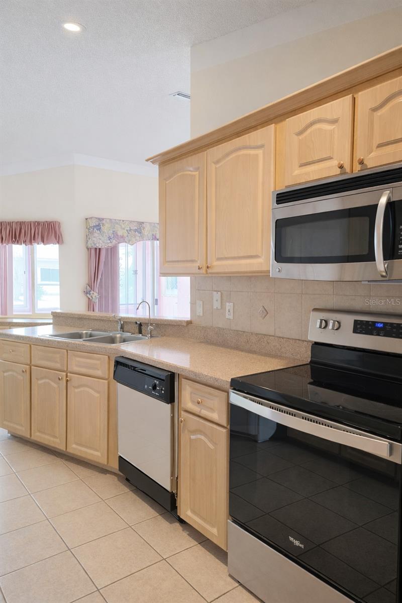 12 WARWICK PL, PALM COAST, FL, 32164