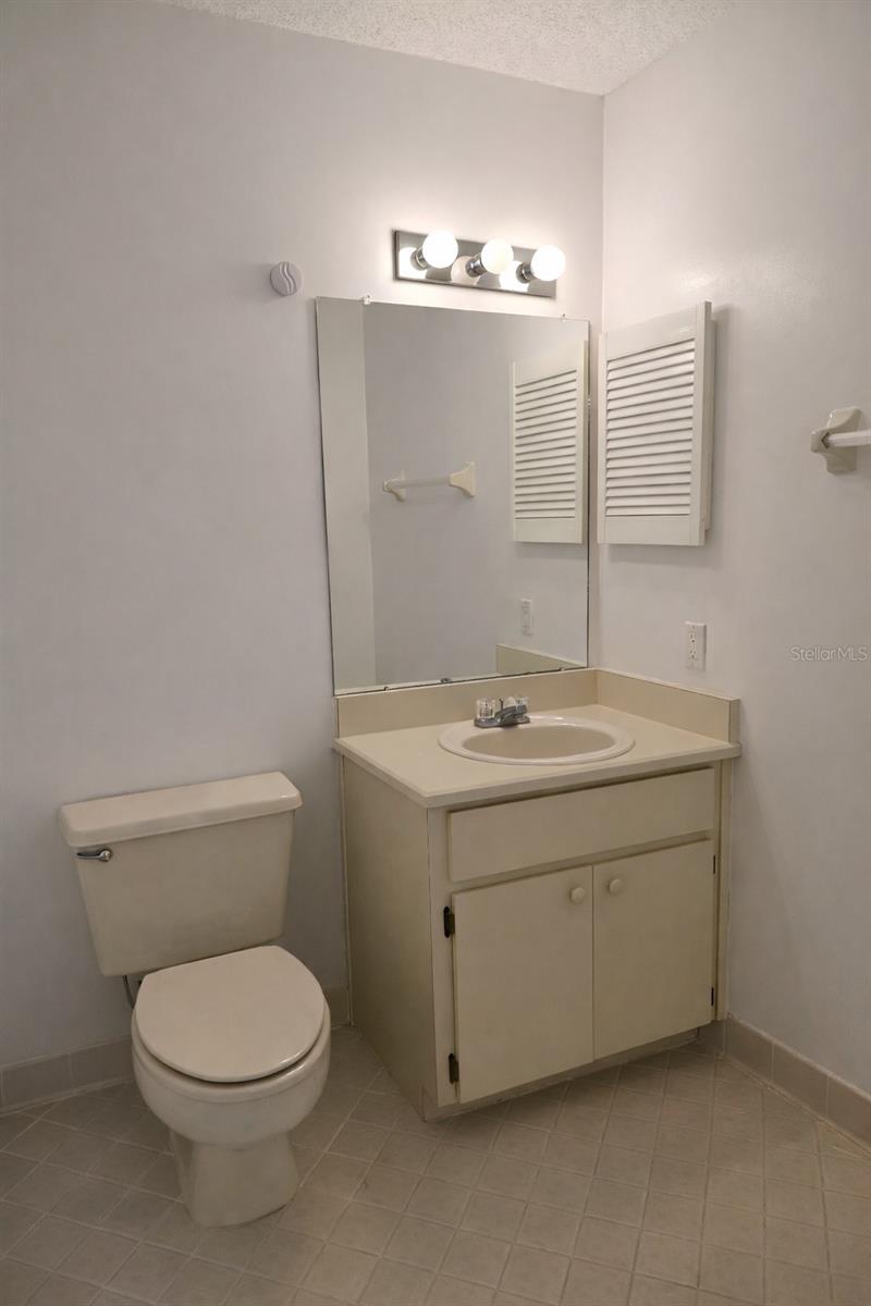 12 WARWICK PL, PALM COAST, FL, 32164