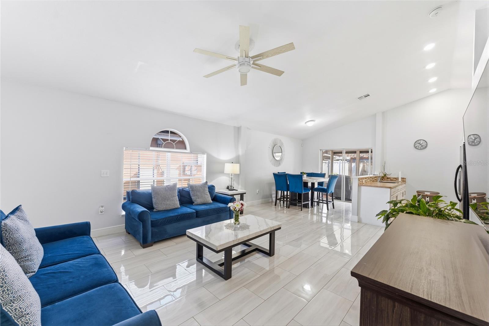 2405 WEYMOUTH CT, KISSIMMEE, FL, 34743