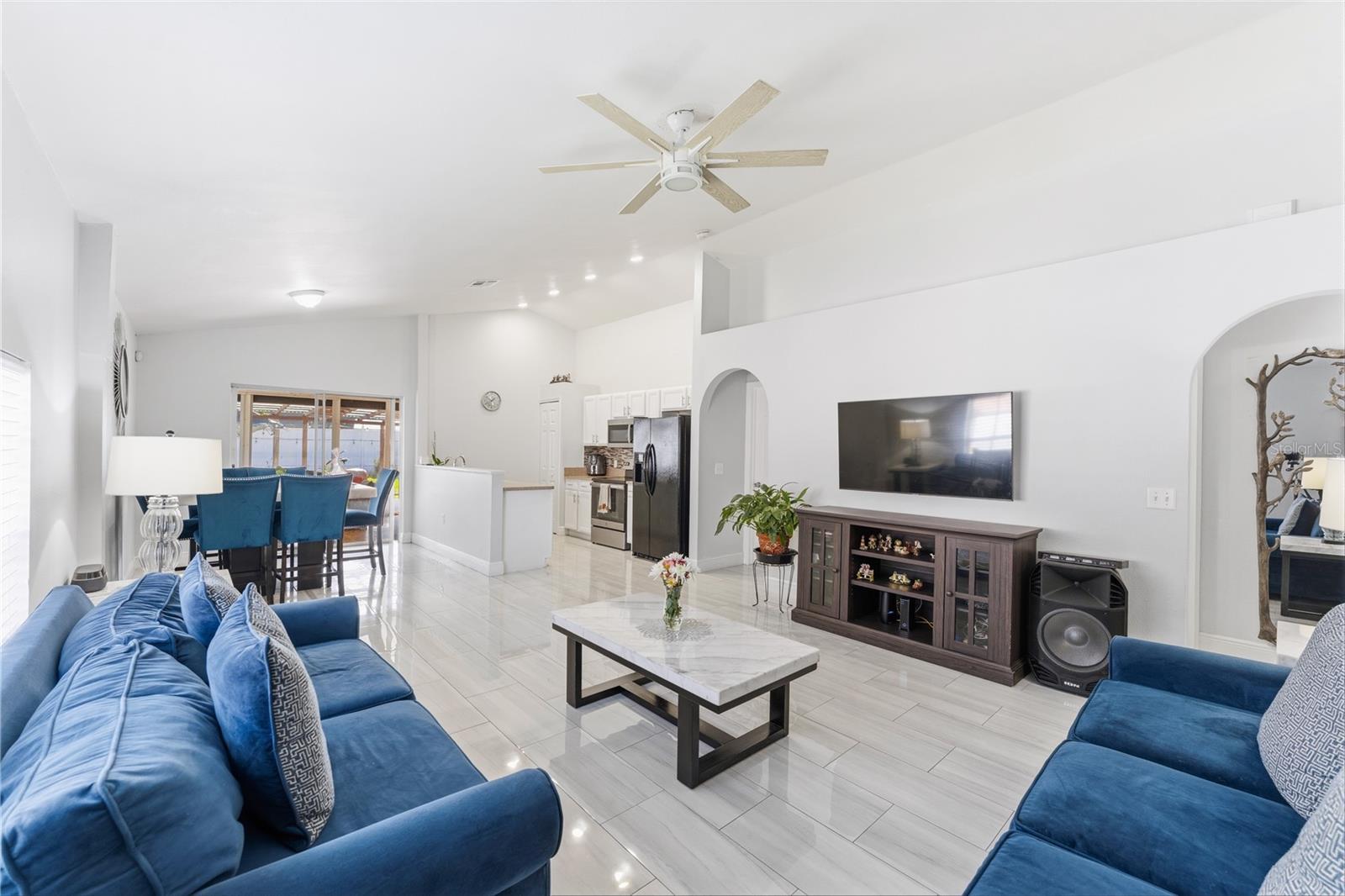 2405 WEYMOUTH CT, KISSIMMEE, FL, 34743