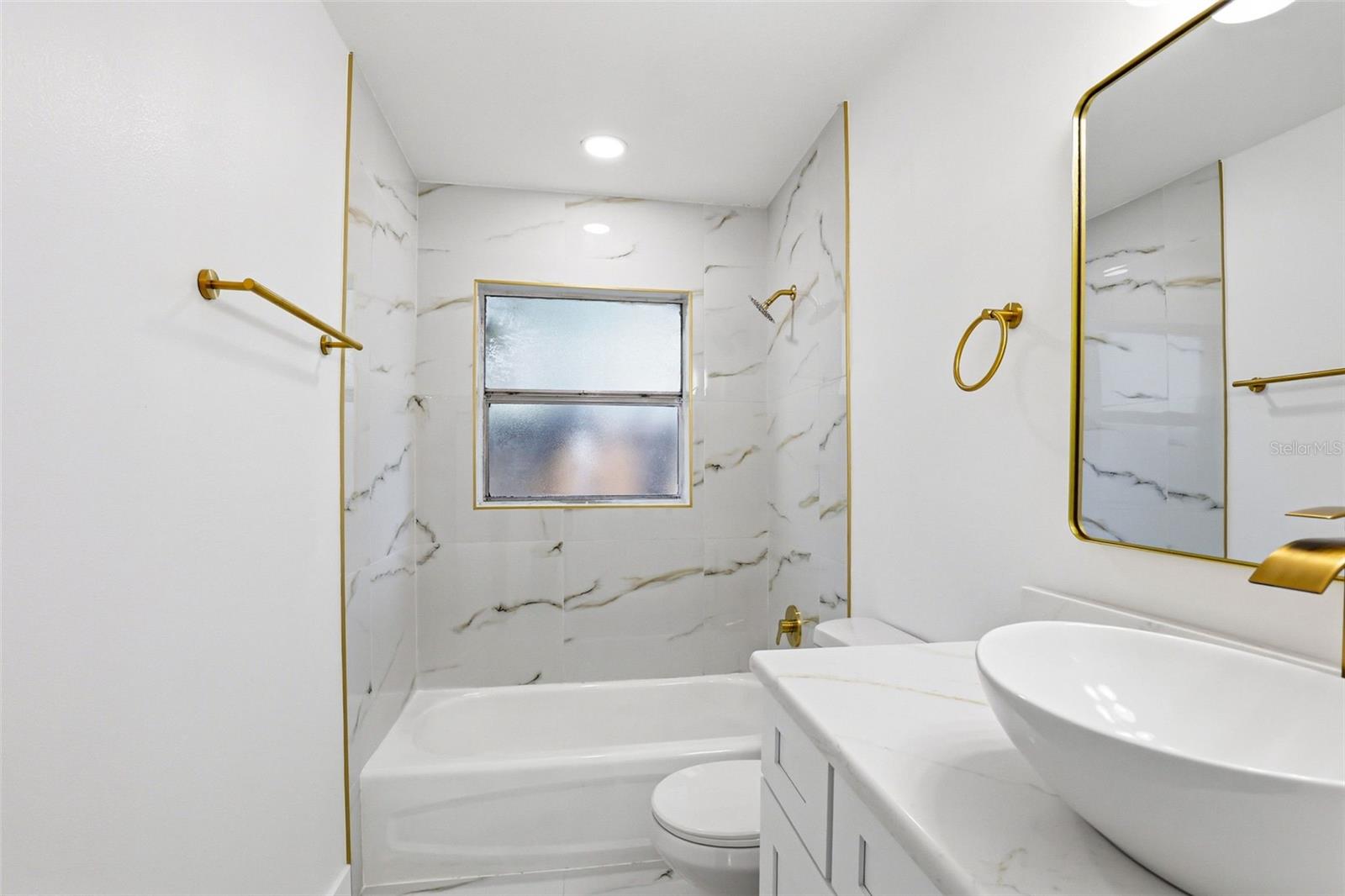 10217 N PAWNEE AVE, TAMPA, FL, 33617