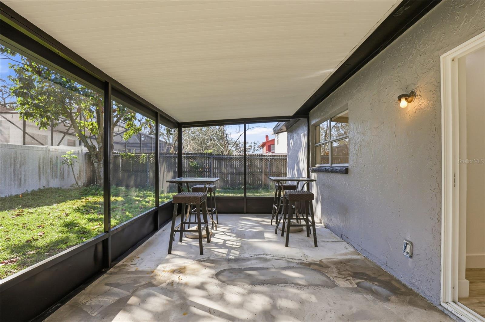 10217 N PAWNEE AVE, TAMPA, FL, 33617