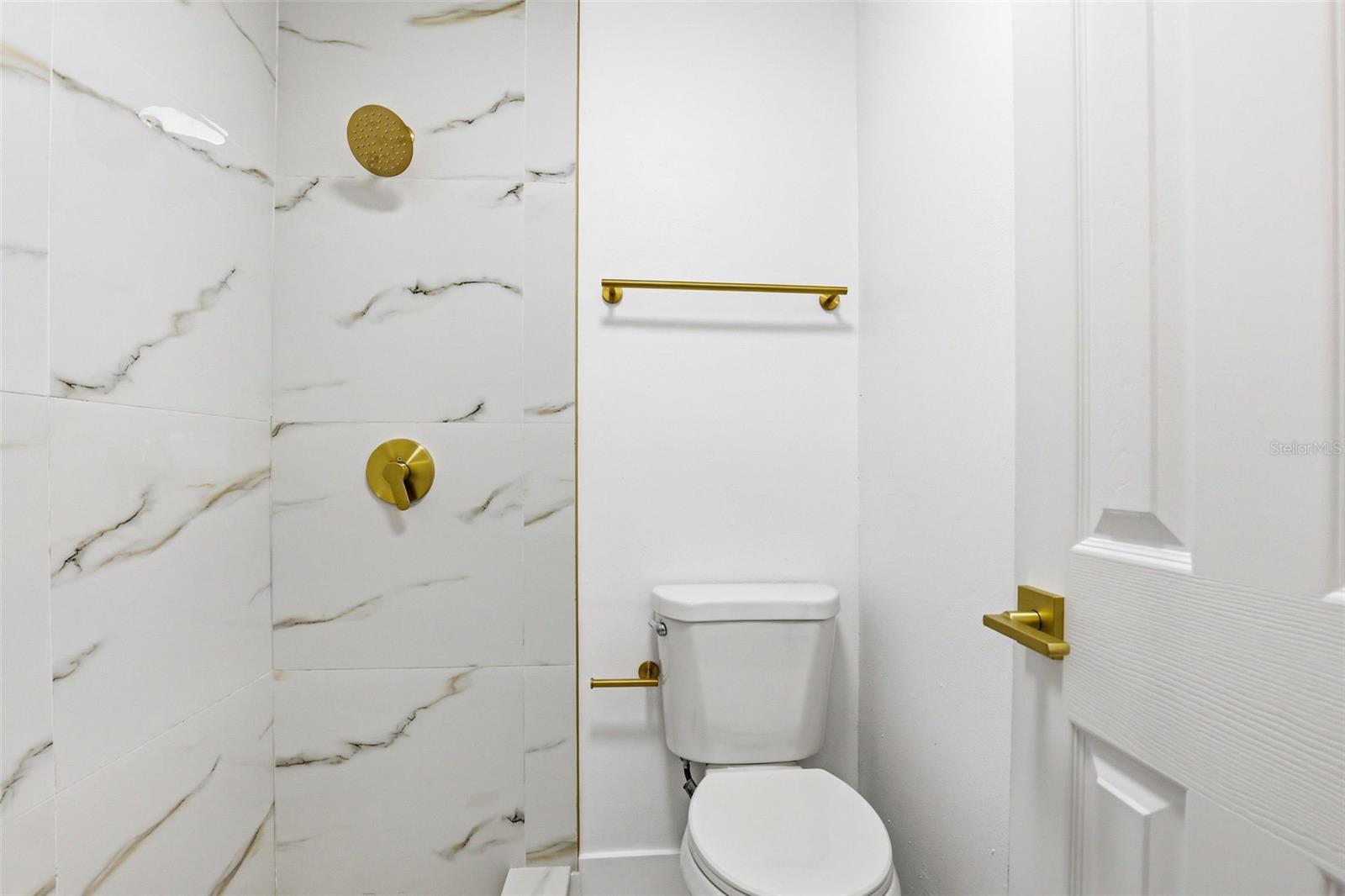 10217 N PAWNEE AVE, TAMPA, FL, 33617