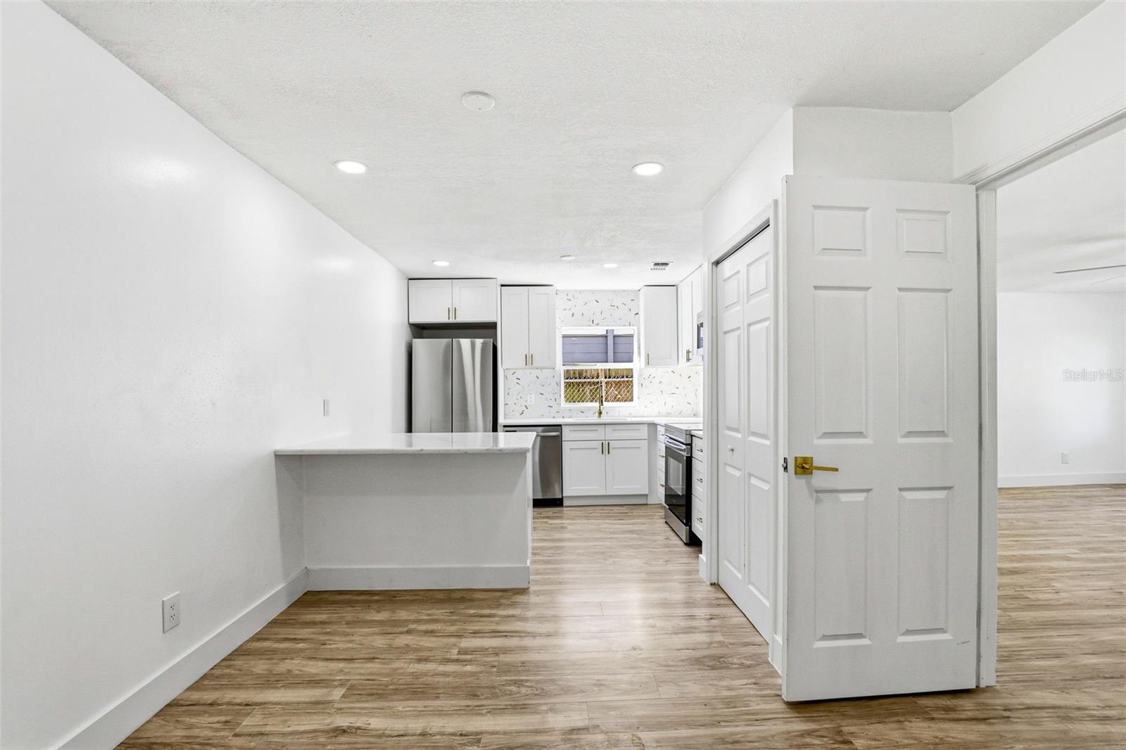 10217 N PAWNEE AVE, TAMPA, FL, 33617