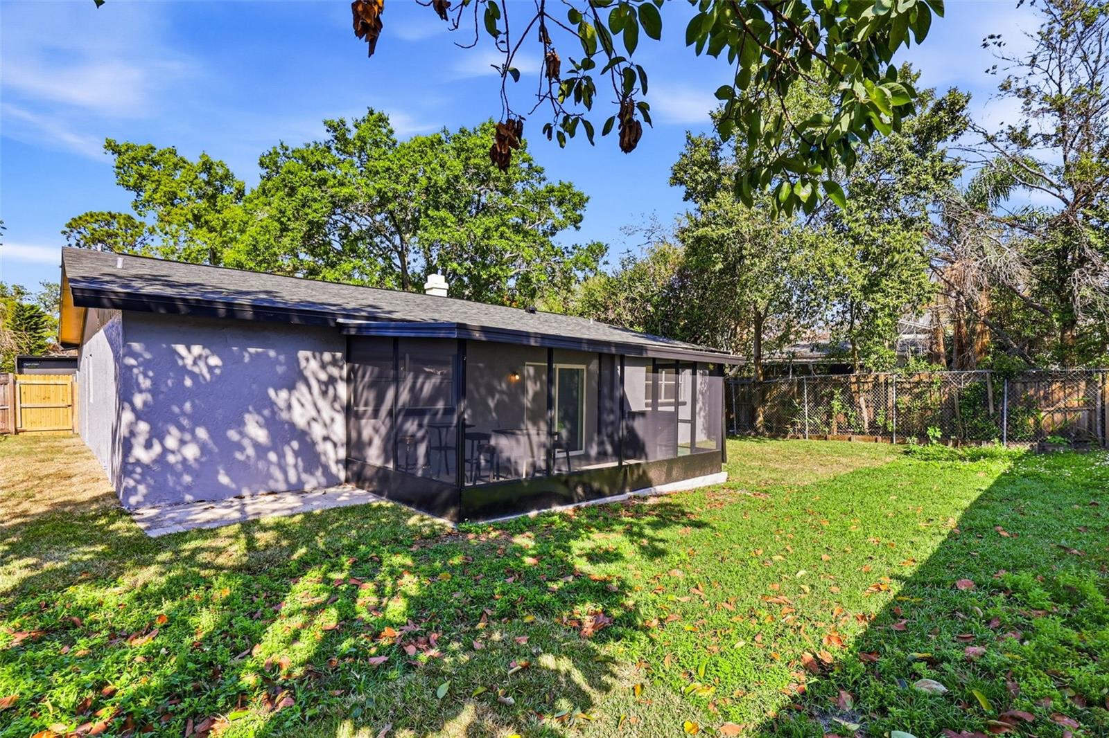 10217 N PAWNEE AVE, TAMPA, FL, 33617