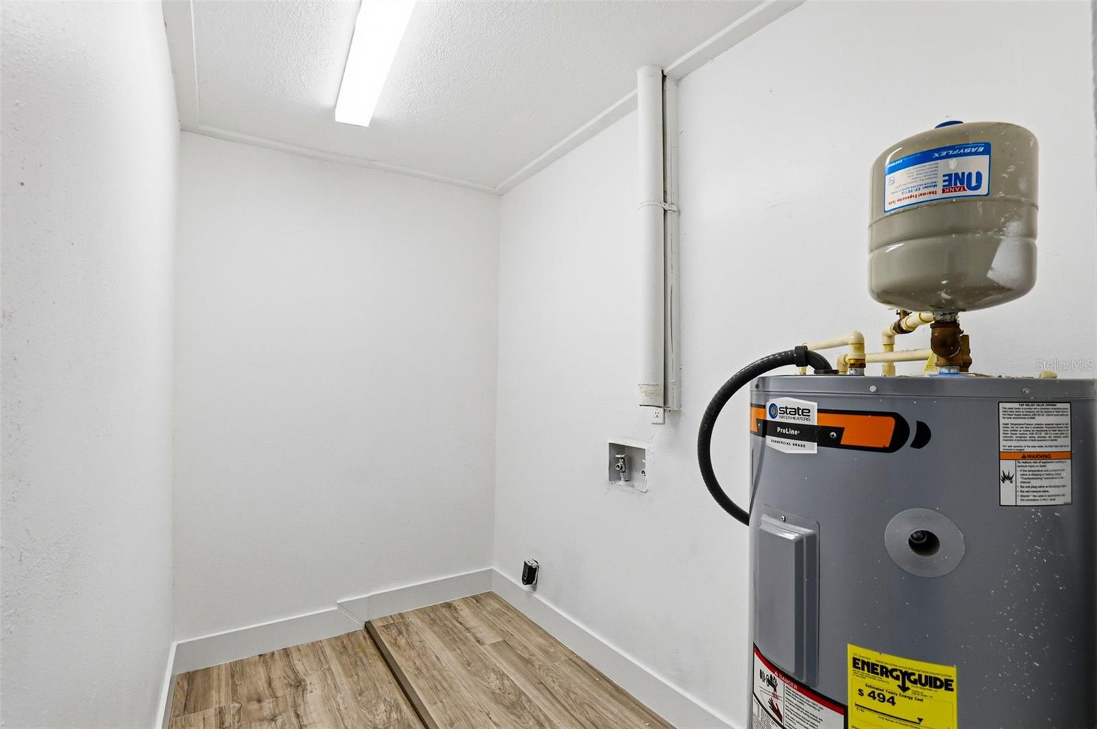 10217 N PAWNEE AVE, TAMPA, FL, 33617