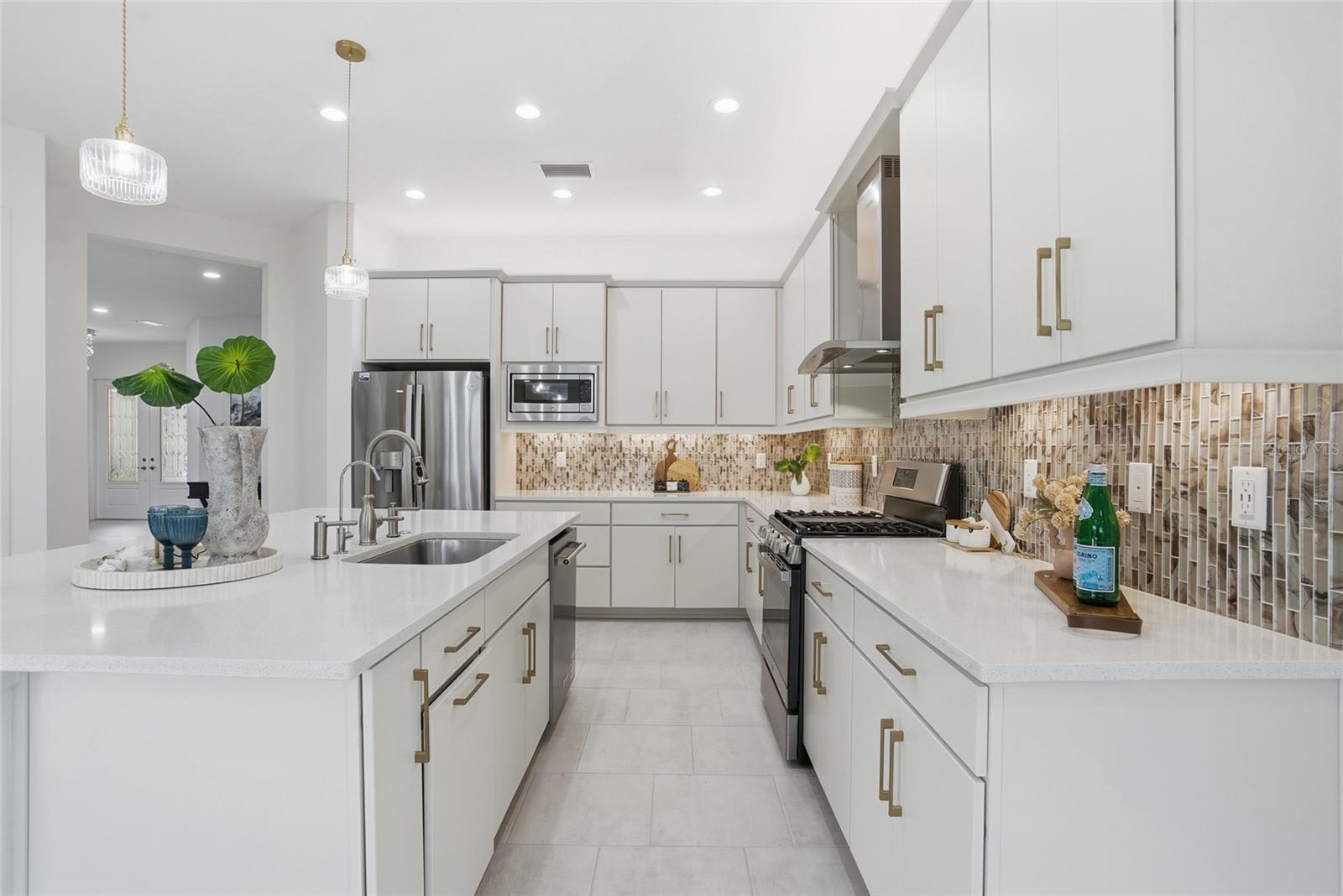 32626 TREE OF LIFE AVE, WESLEY CHAPEL, FL, 33543