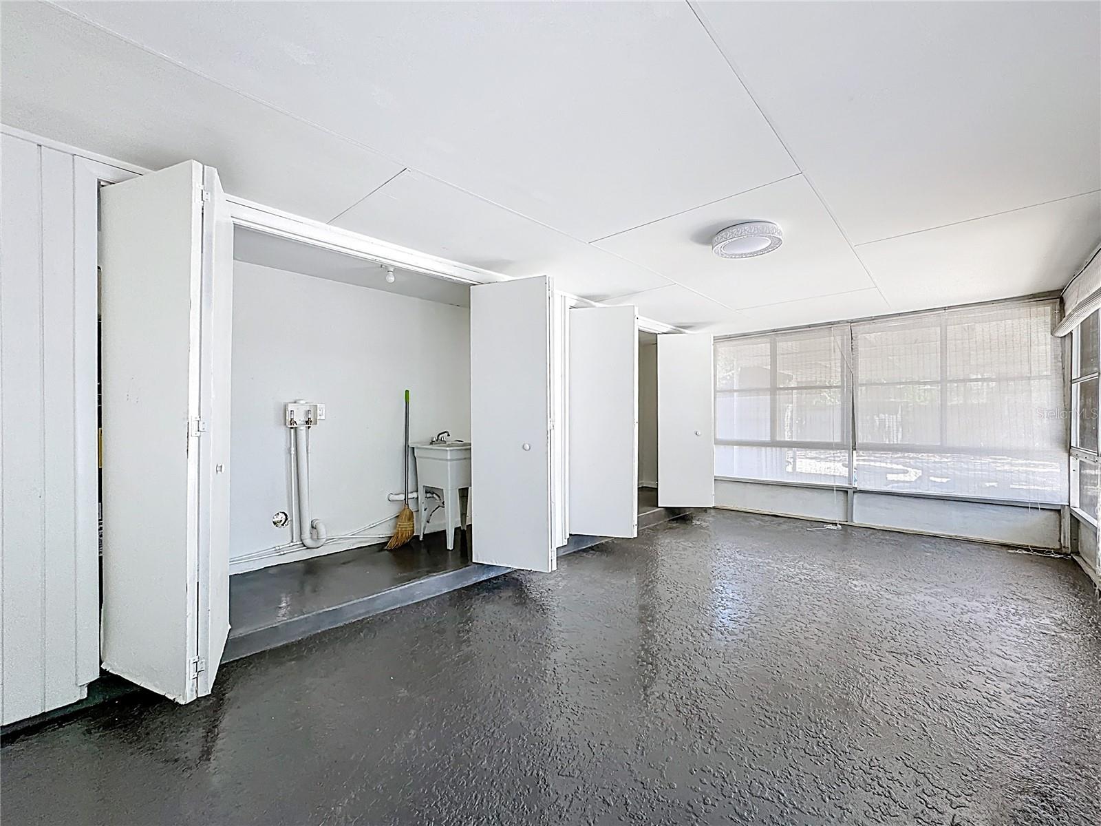 3223 N ORANGE AVE, ORLANDO, FL, 32803