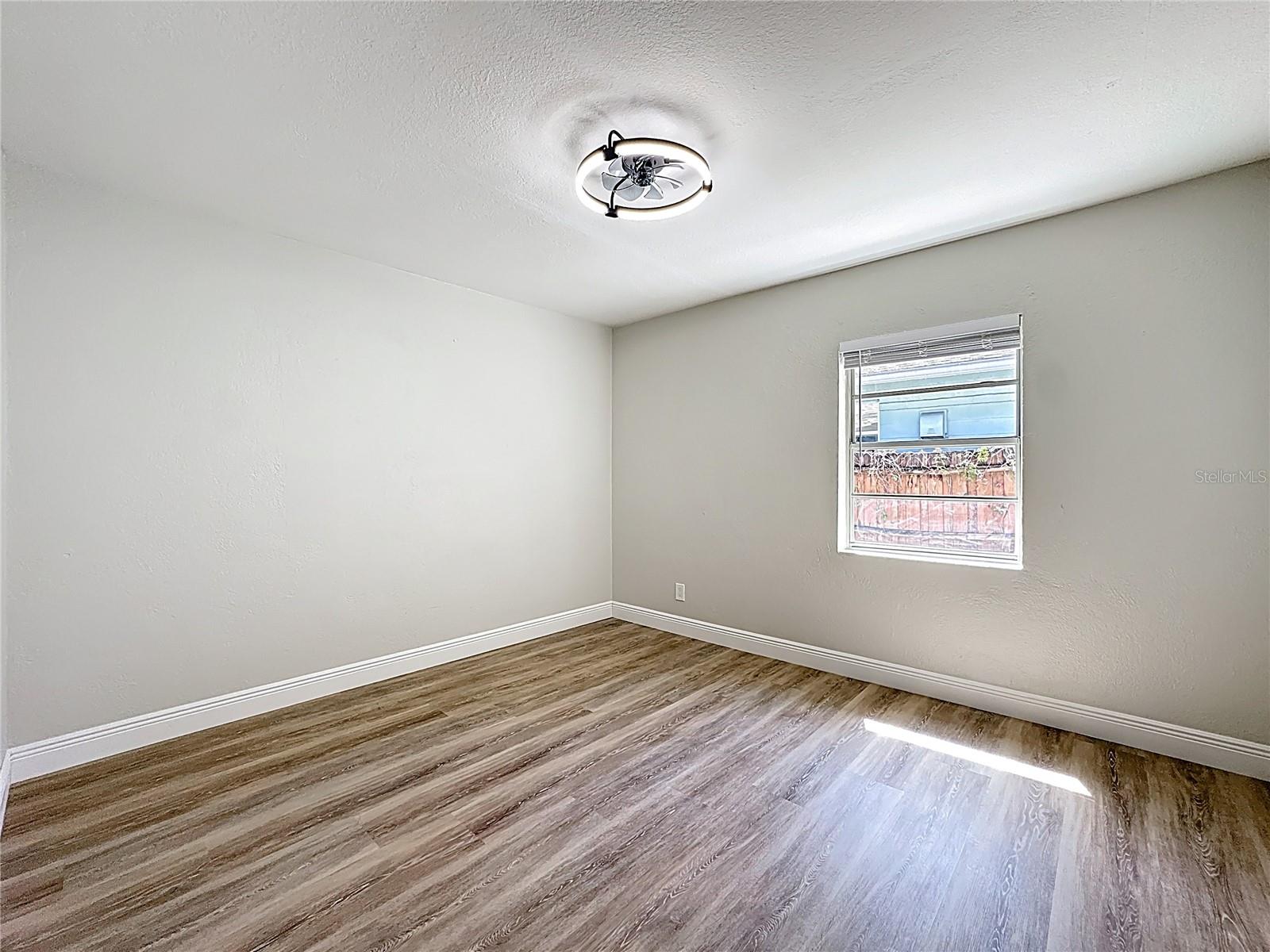 3223 N ORANGE AVE, ORLANDO, FL, 32803