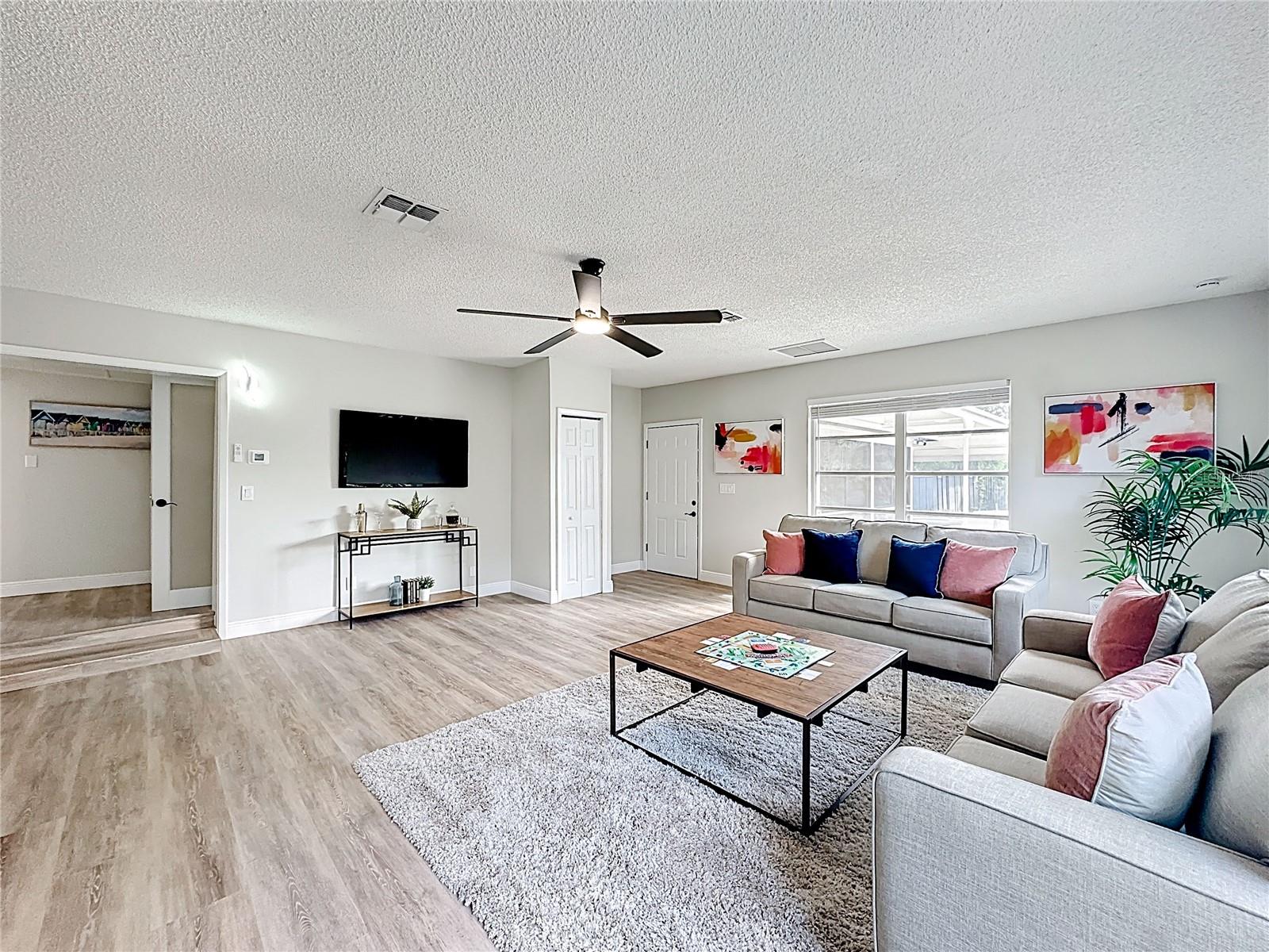 3223 N ORANGE AVE, ORLANDO, FL, 32803