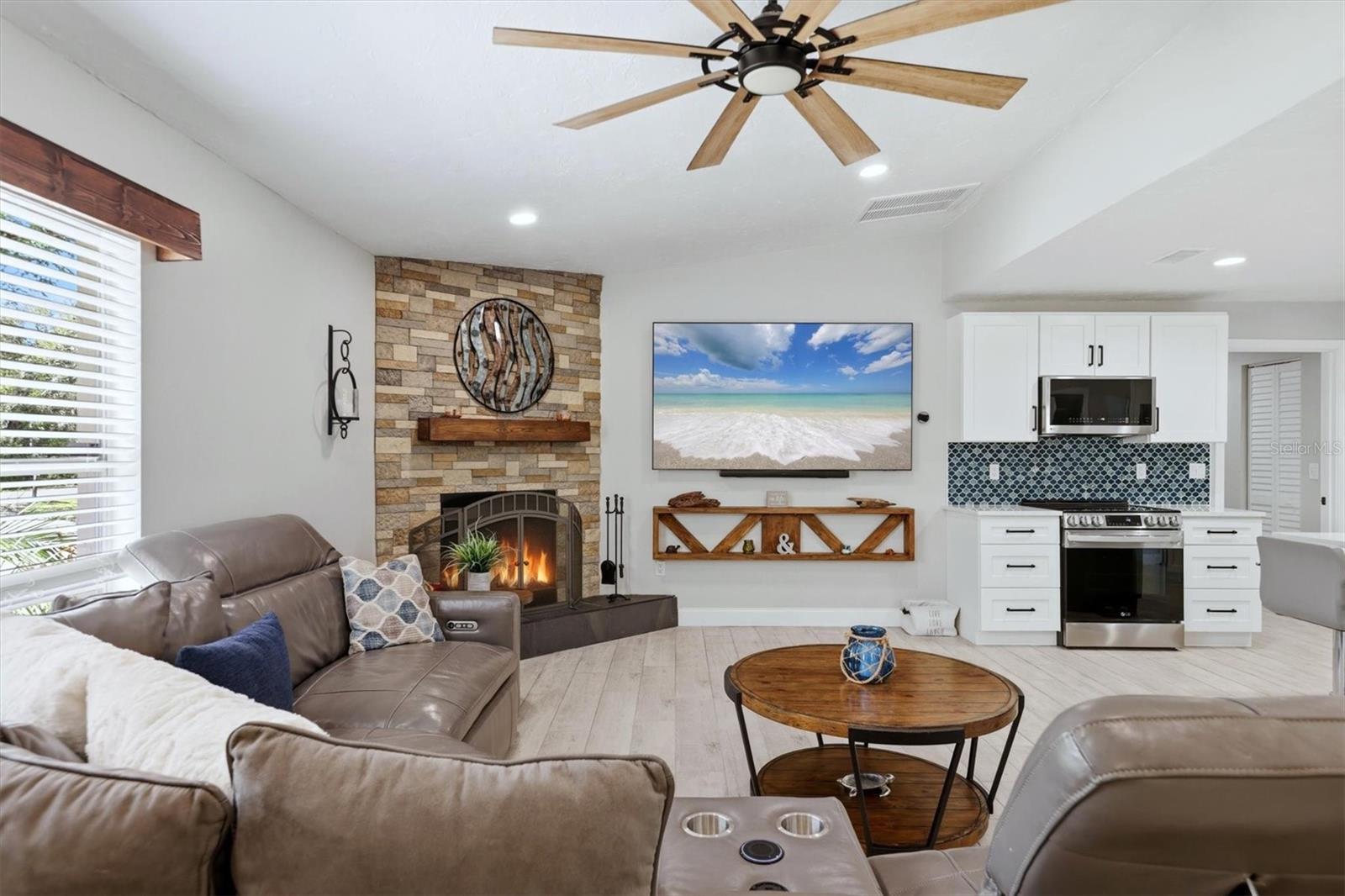 1417 70TH STREET CT E, BRADENTON, FL, 34208