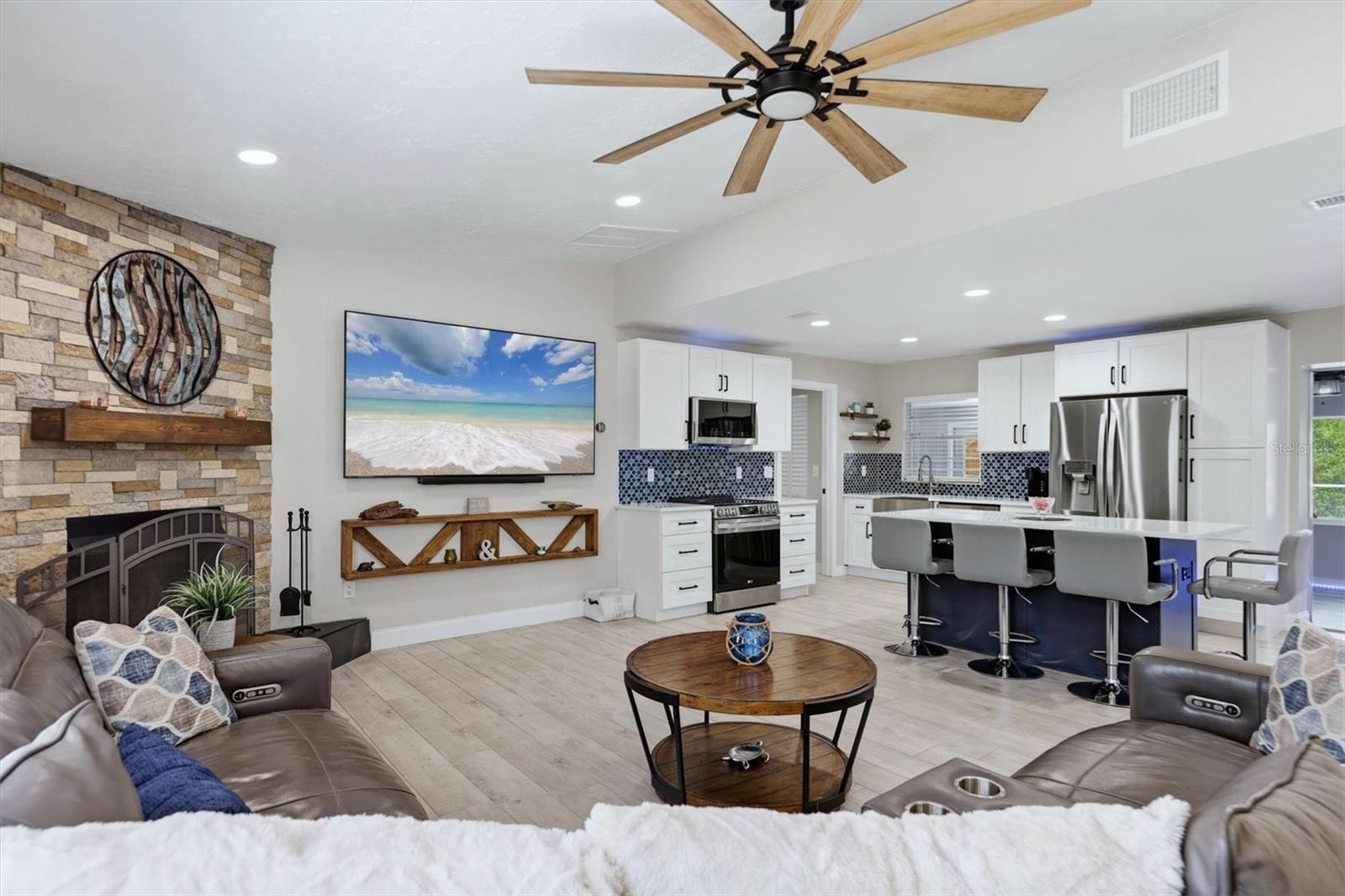 1417 70TH STREET CT E, BRADENTON, FL, 34208